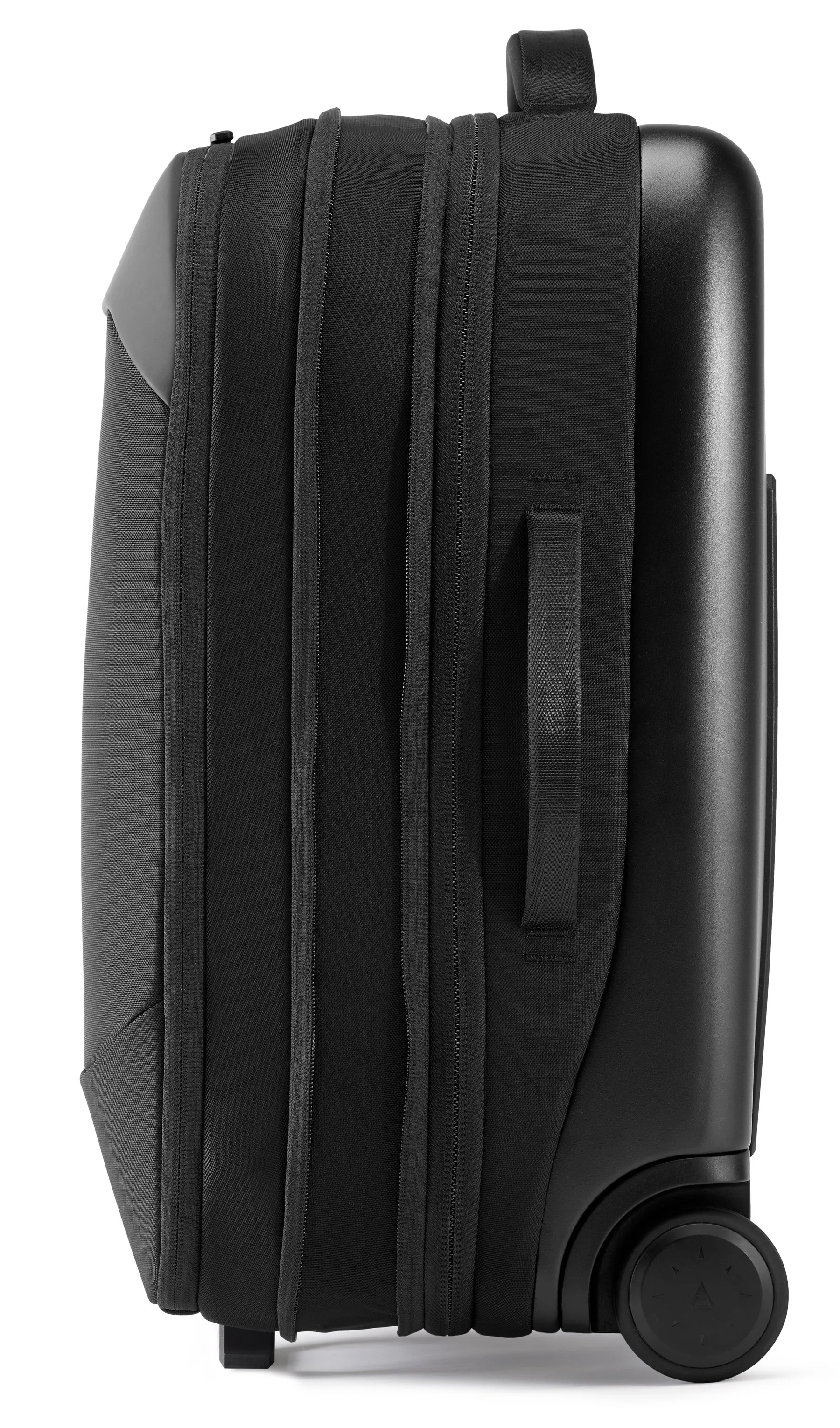 Navigator Expandable Carry-On Soft Suitcase - Image 7