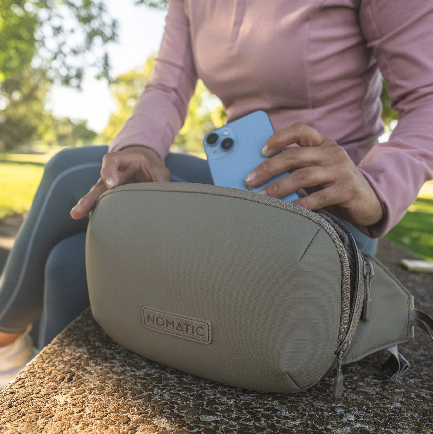 Navigator RS 1L Expandable Sling | Crossbody Bag - Image 9