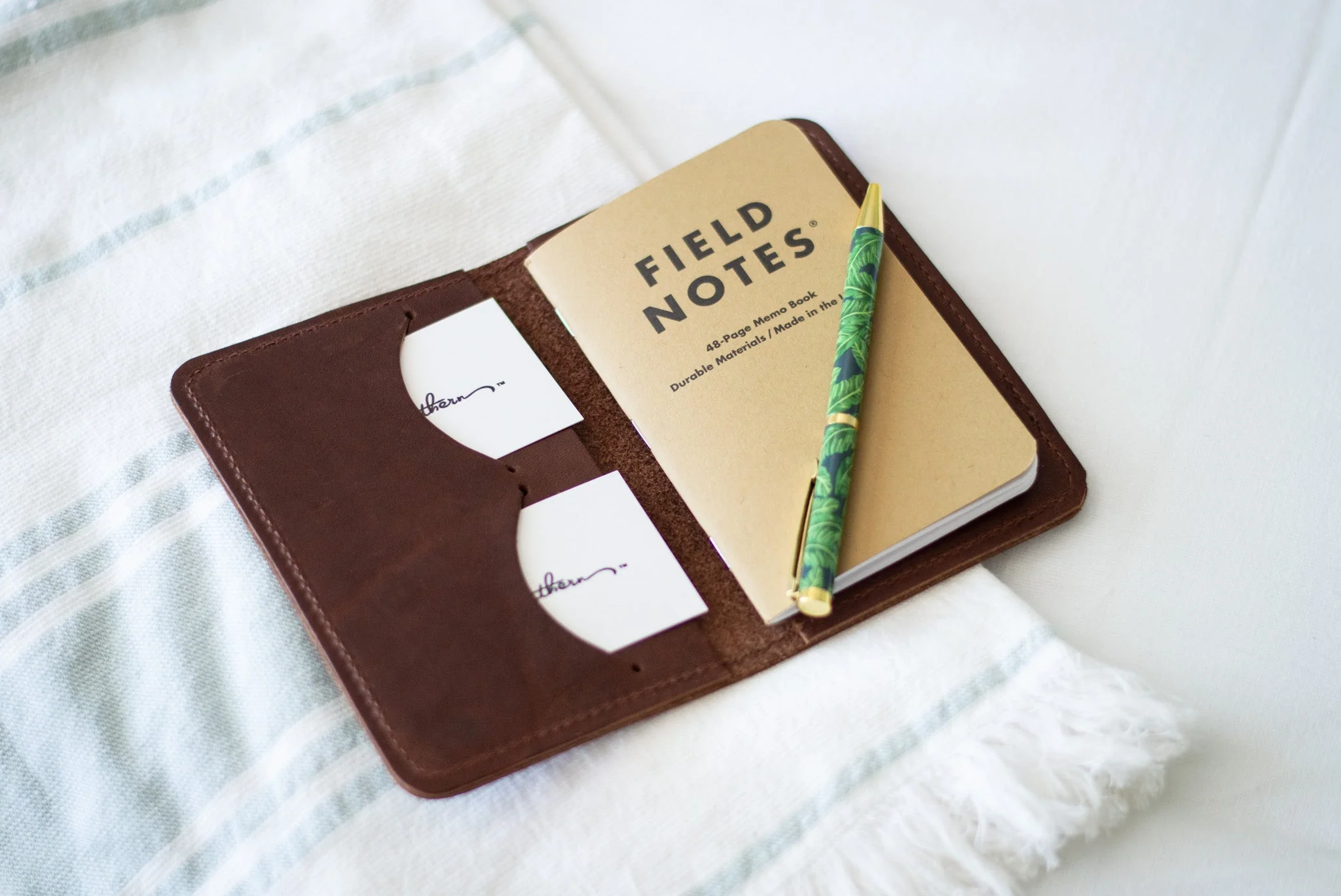 Notebook Wallet – Full-Grain Leather Organizer with Memo Book - Image 8