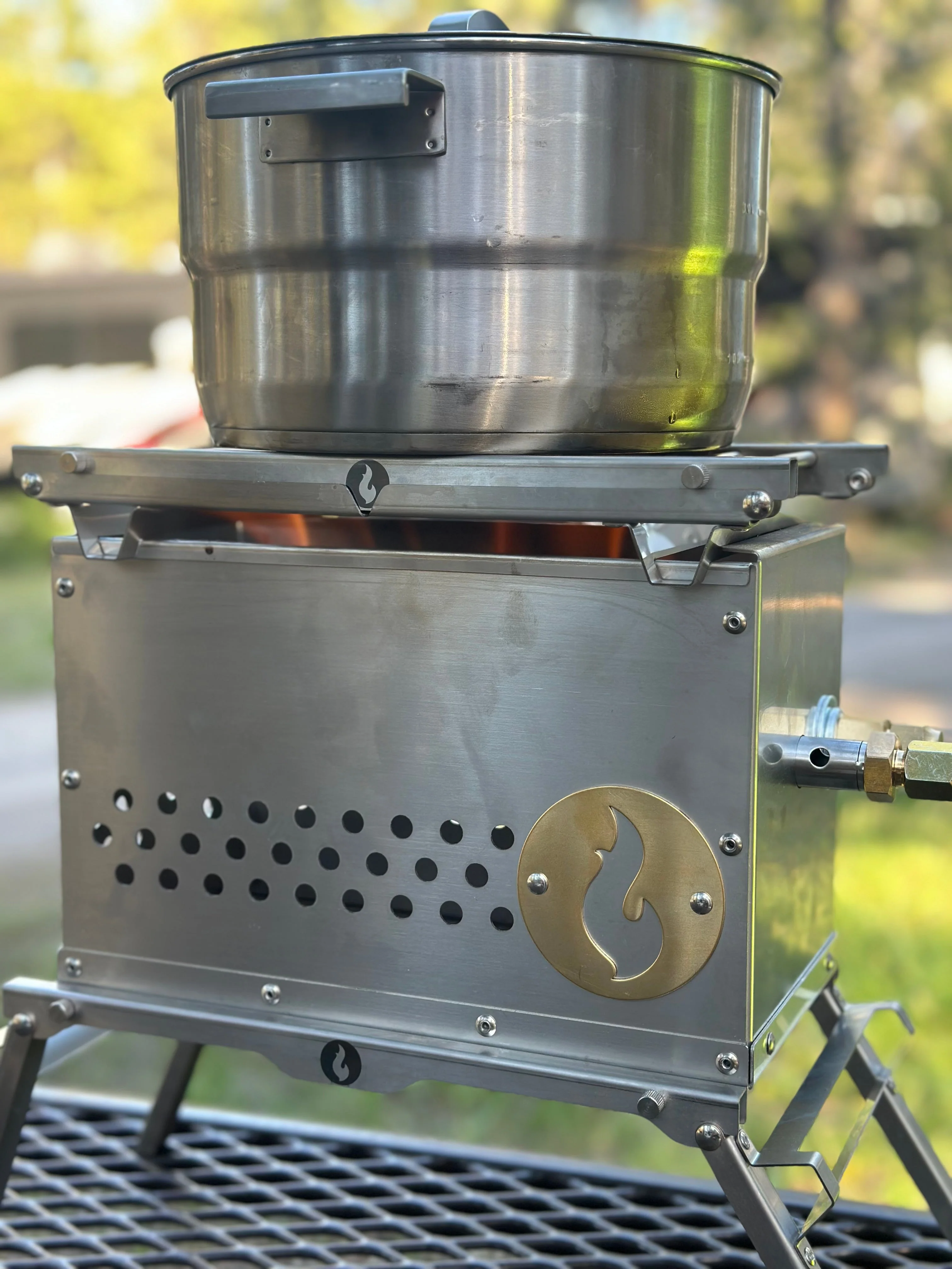 Over Under Grill Thingy: Stand and Grill In One! - Image 7
