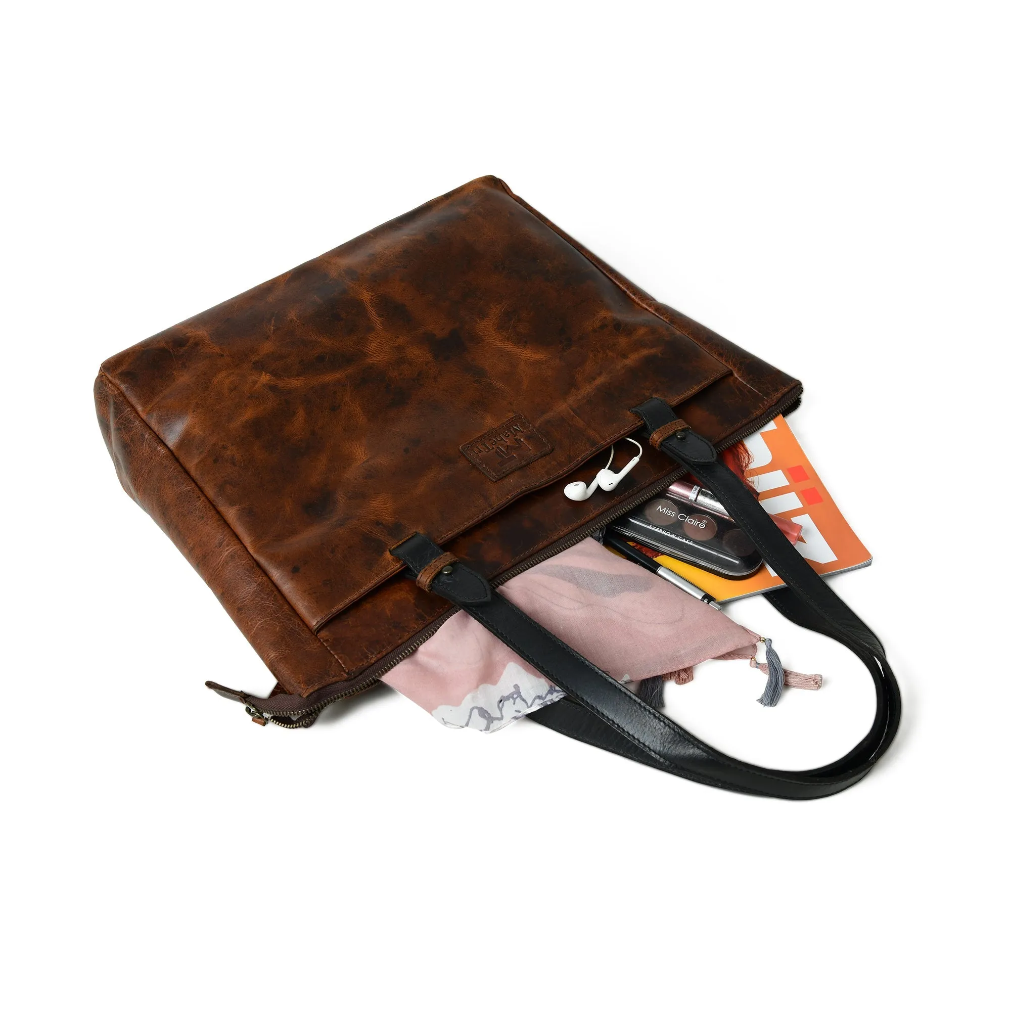 Portland Leather Tote with Zipper - Image 8