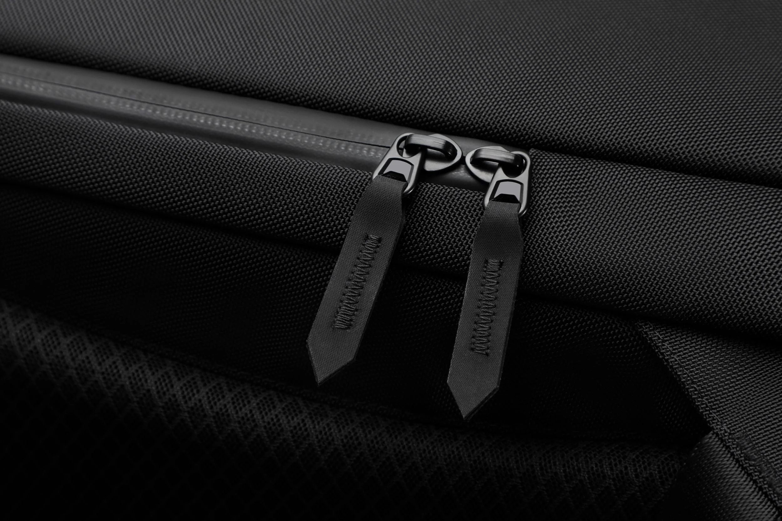 Professional Minimalist Backpack 301 - Image 5
