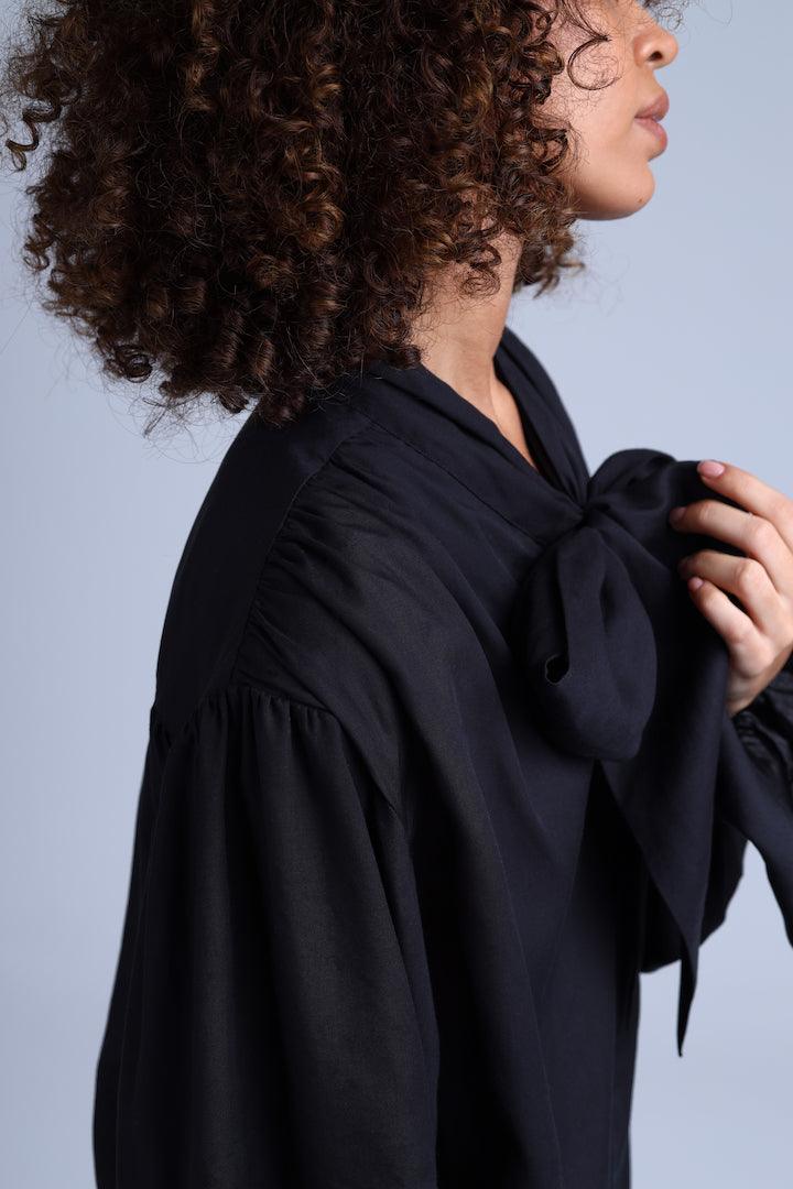 Protagonista Tencel Bow-Tie Black Blouse With Voluminous Airy Sleeves - Image 4