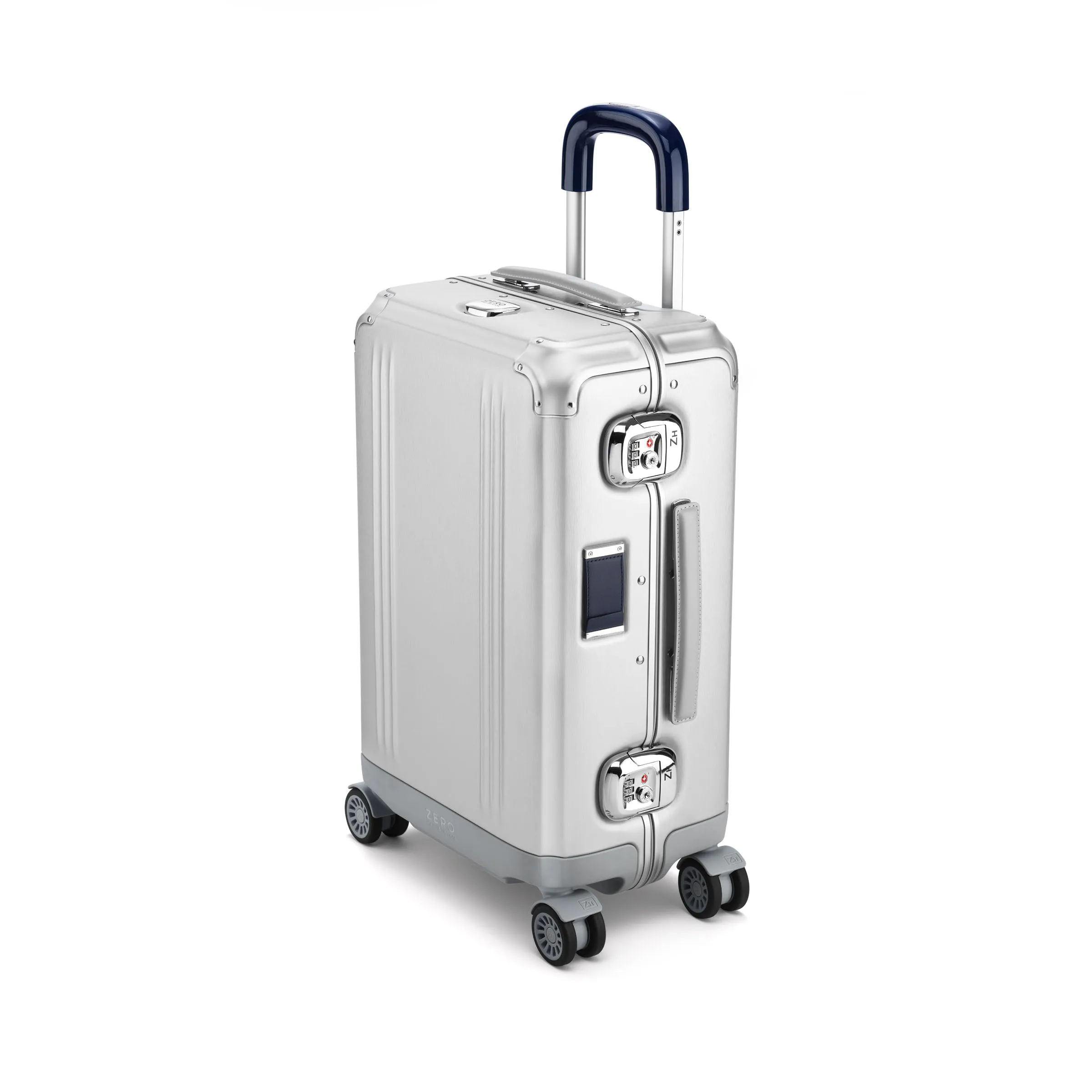 Pursuit Aluminum | International Carry-On Suitcase - Image 2