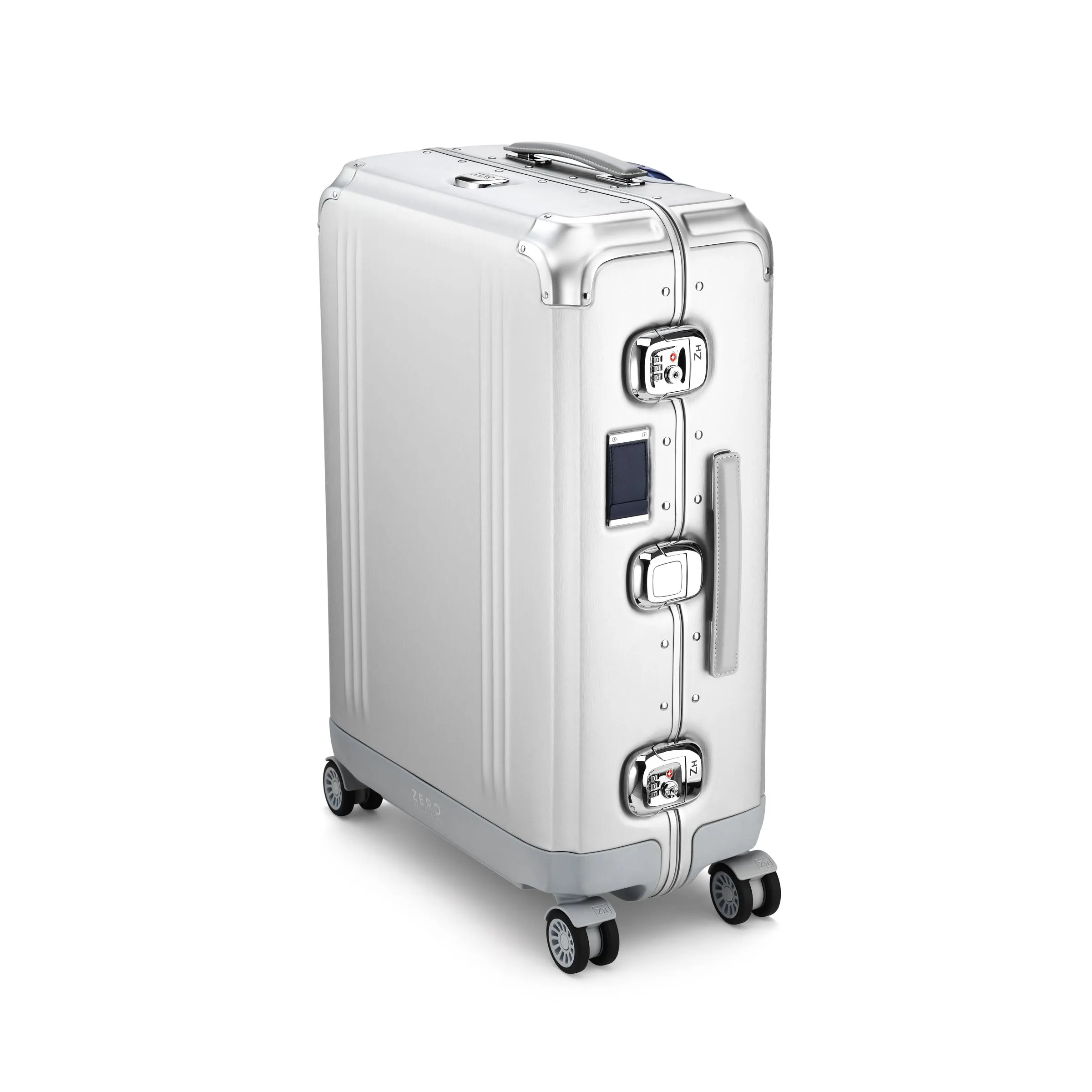 Pursuit Aluminum | Medium Suitcase - Image 14