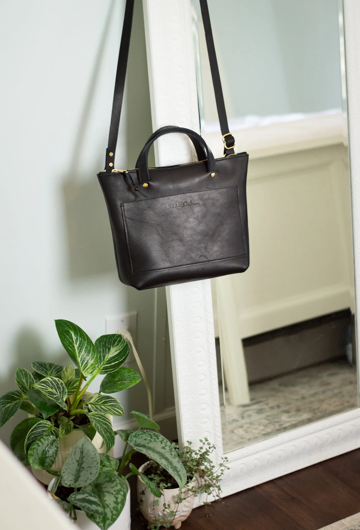 Quinn Crossbody Bag - Image 10