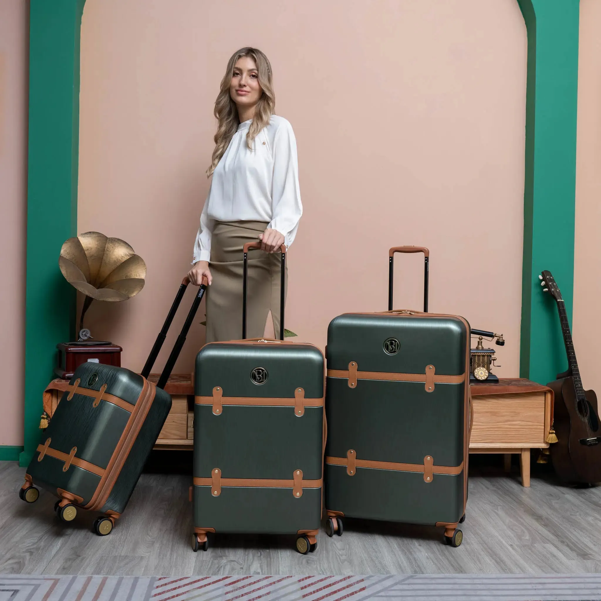 Grace 3 Piece Expandable Retro Luggage Set - Image 20