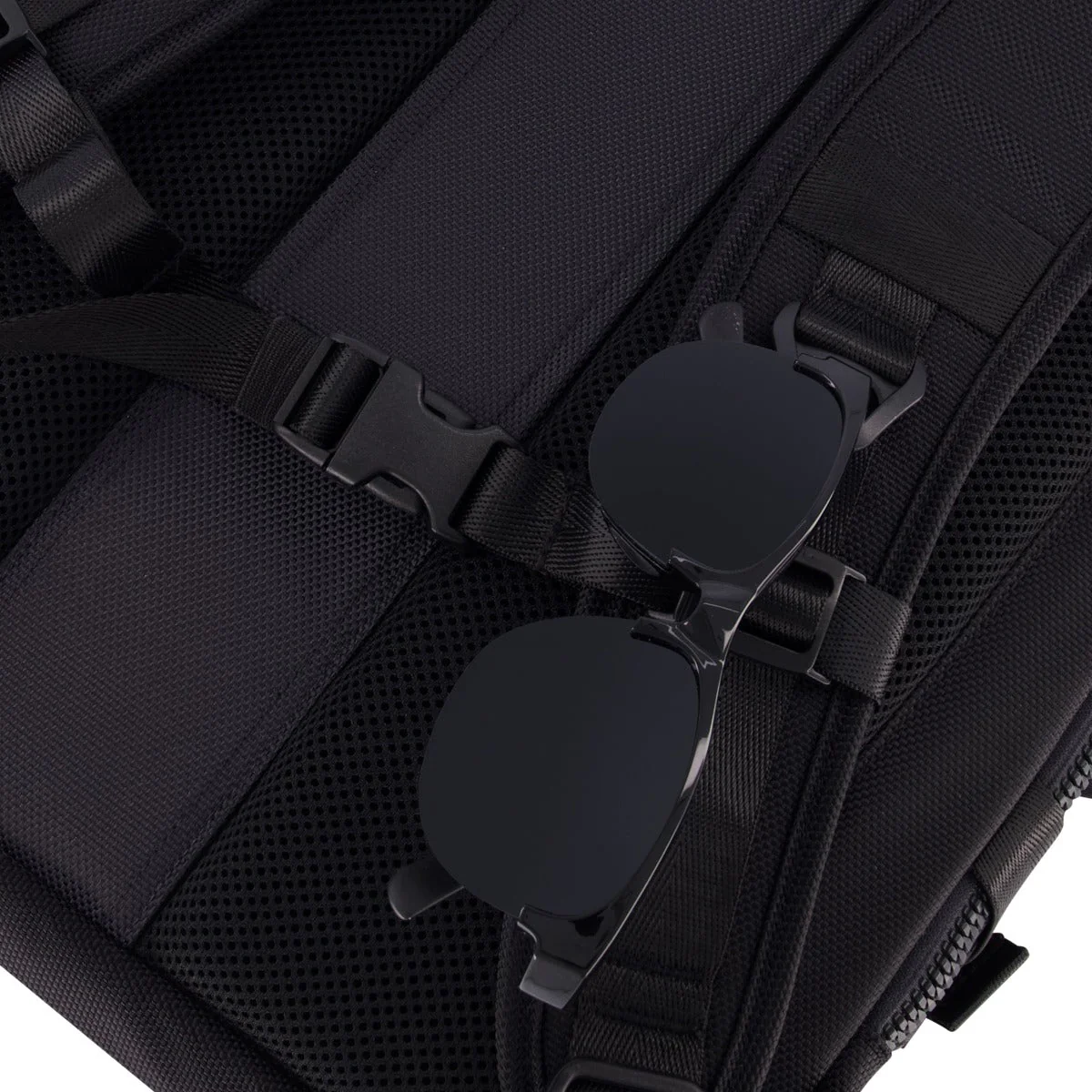 Ridge Collection Cruiser Travel Backpack, Black - Image 12