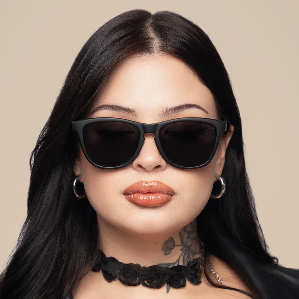 Rise Up Sunglasses - Black - Image 6