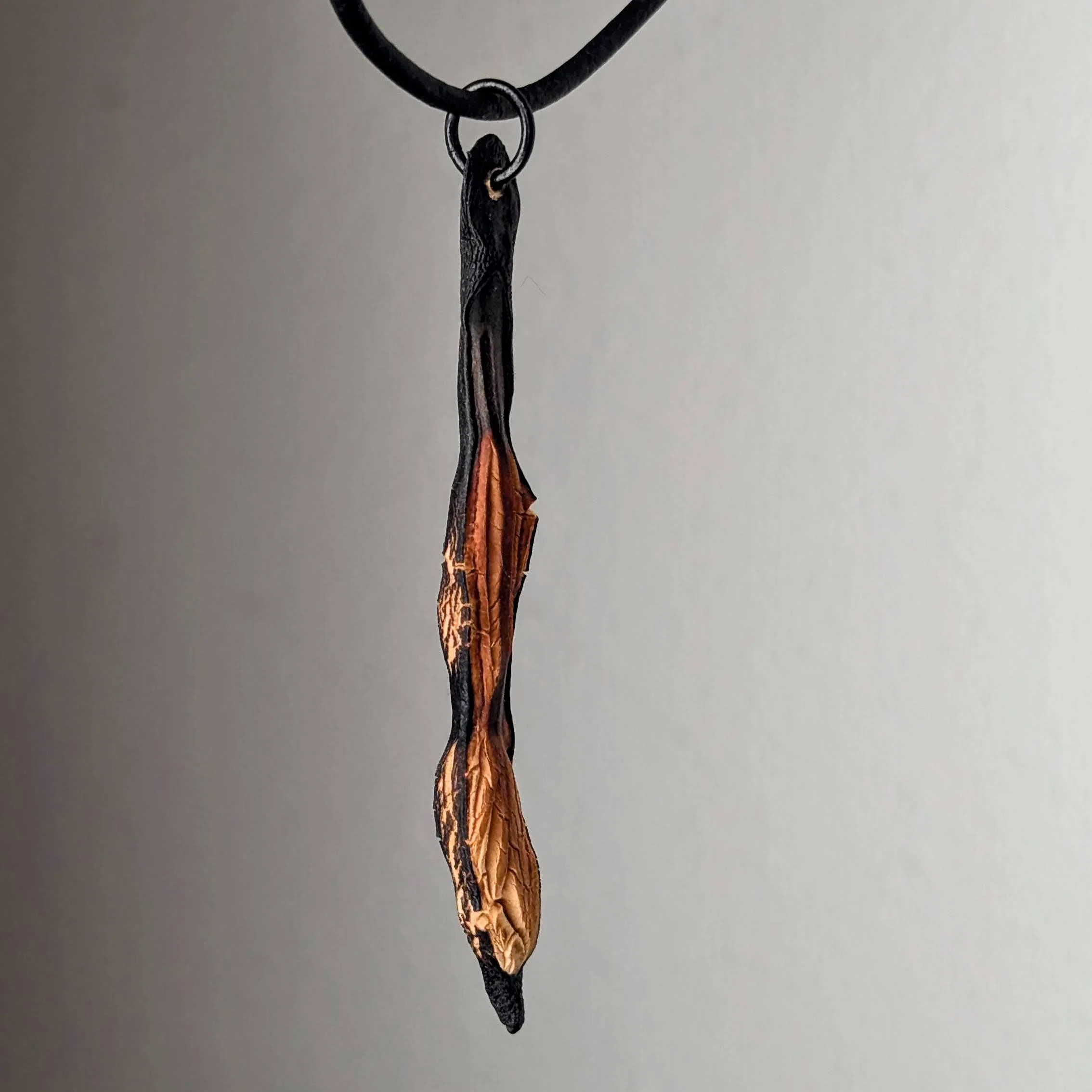 Sargyx Pendant Necklace - Image 2