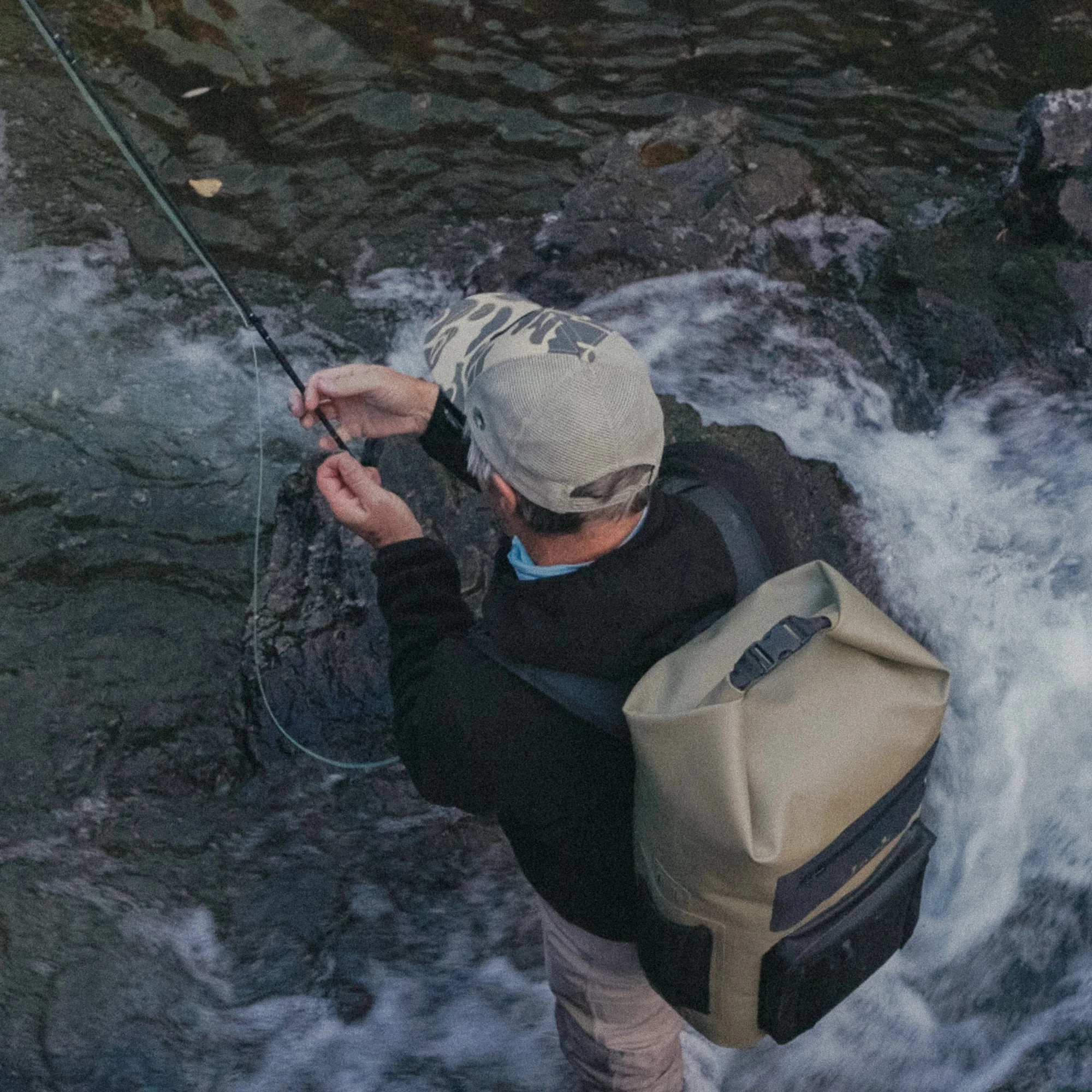 Seafield 38L Waterproof Backpack - Image 11