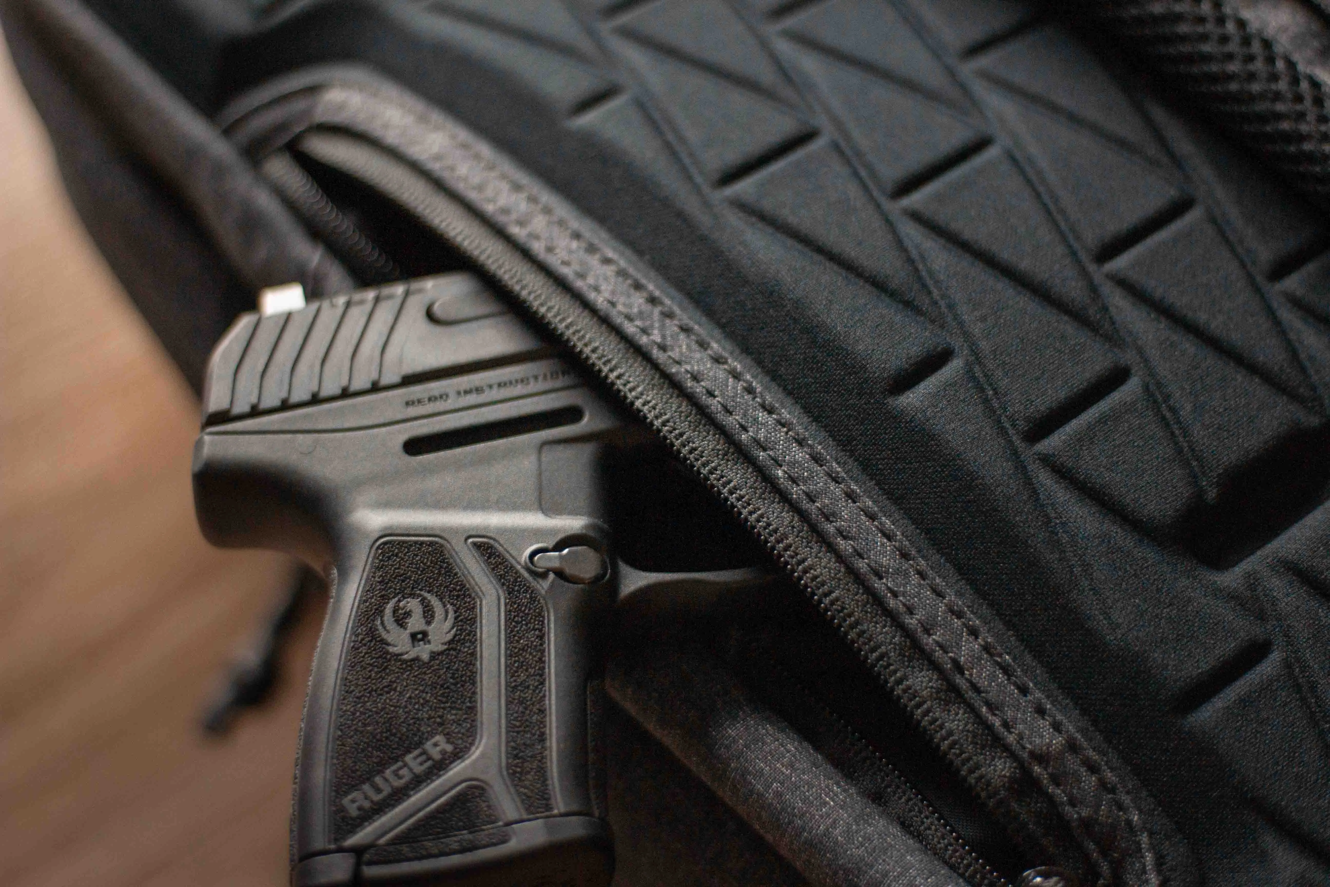 Smokescreen CCW Slingpack - Image 14