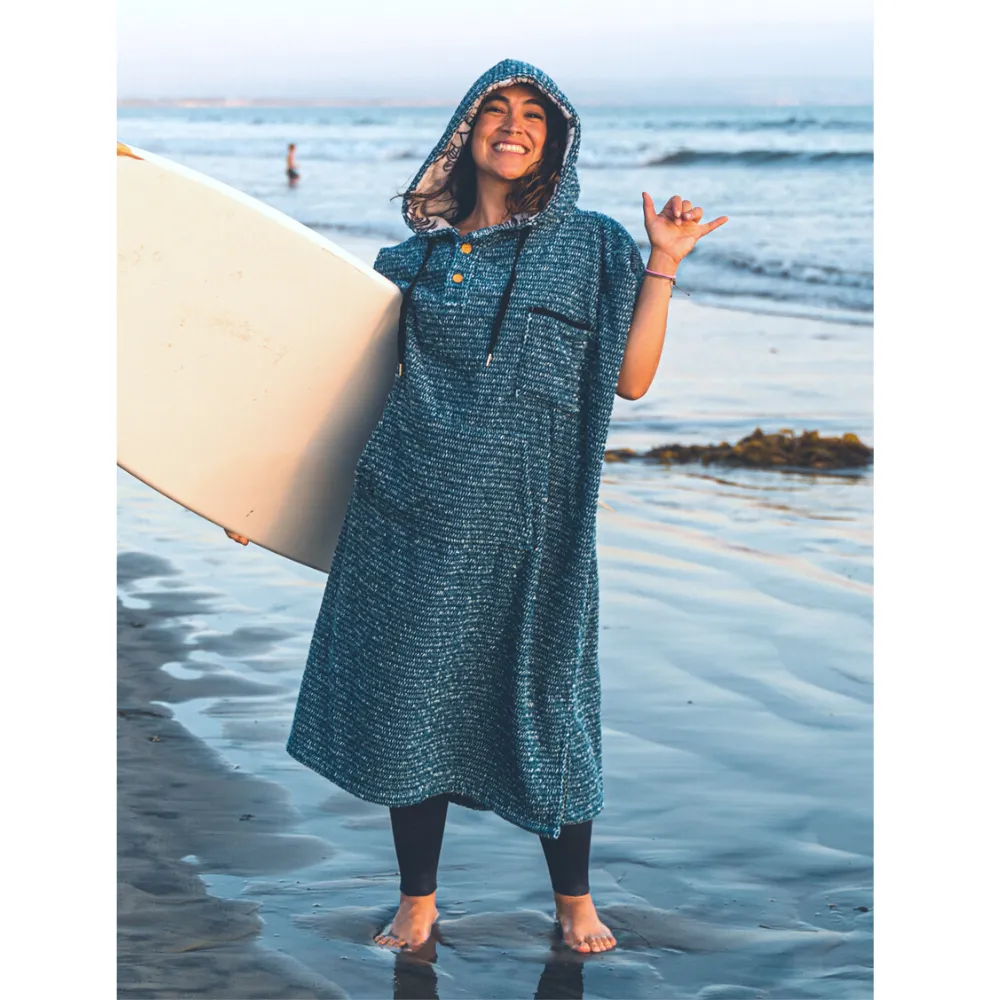 Surf Changing Poncho - Indigo Blue - Image 3