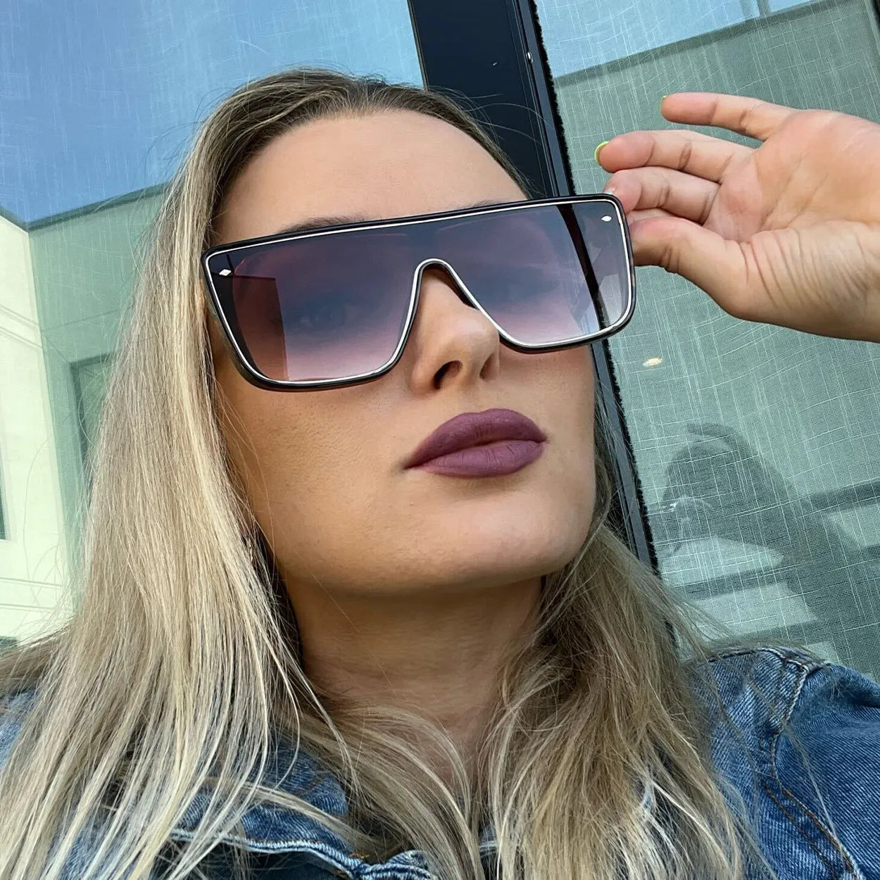 Sustainable Rayz - Limited Edition Tortoise Squared Sunglasses - Image 4