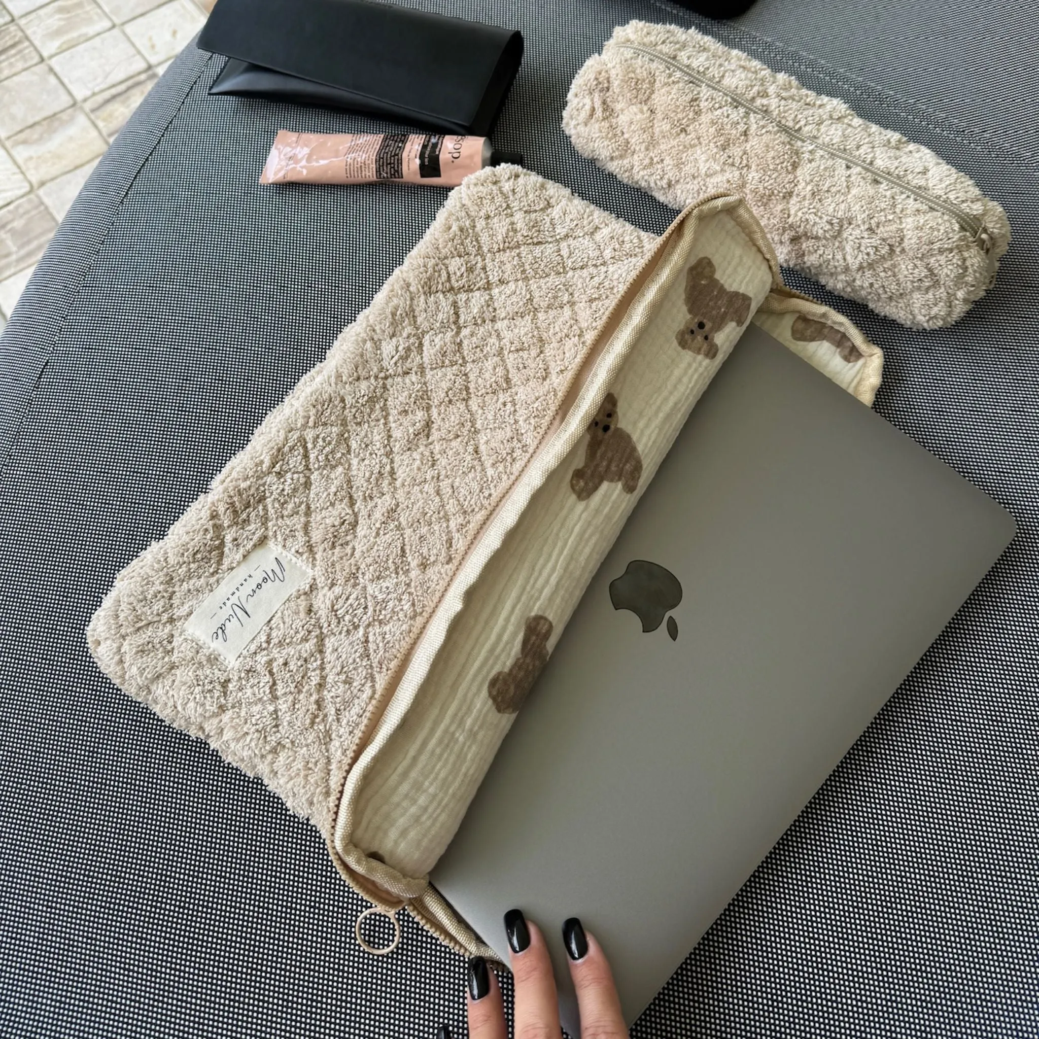 Teddy Laptop Sleeve - Image 2