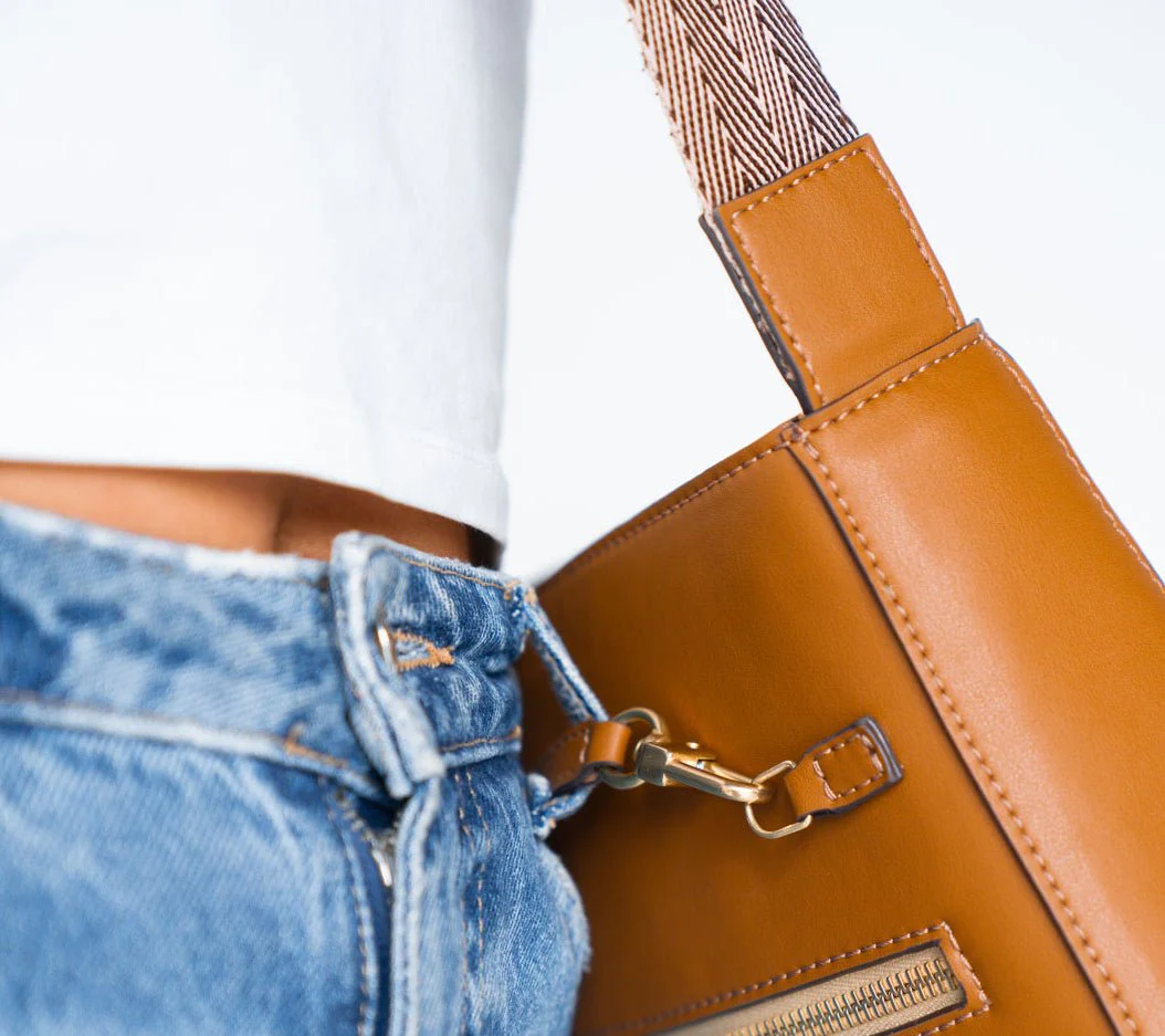 Thafael Crossbody Travel Bag – Anti-Theft, Vegan Cactus Leather (Limited Edition) - Image 15