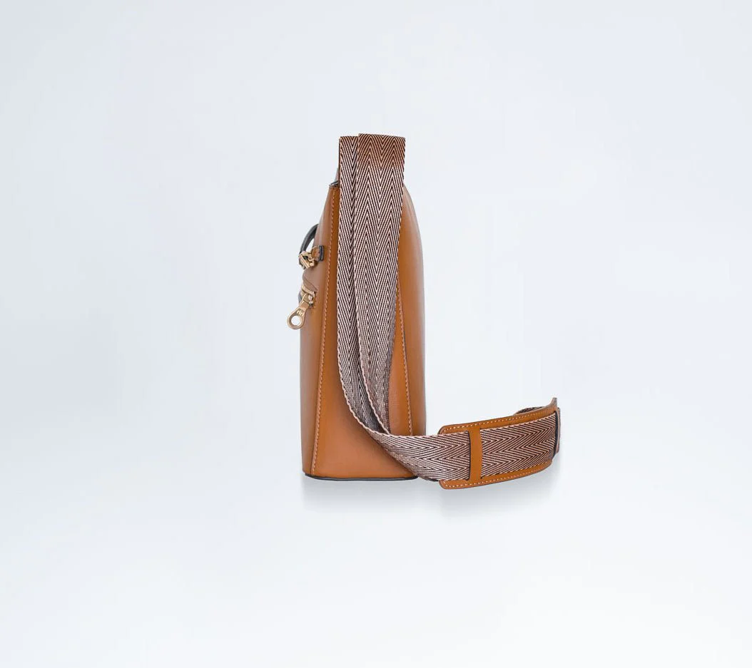 Thafael Crossbody Travel Bag – Anti-Theft, Vegan Cactus Leather (Limited Edition) - Image 6