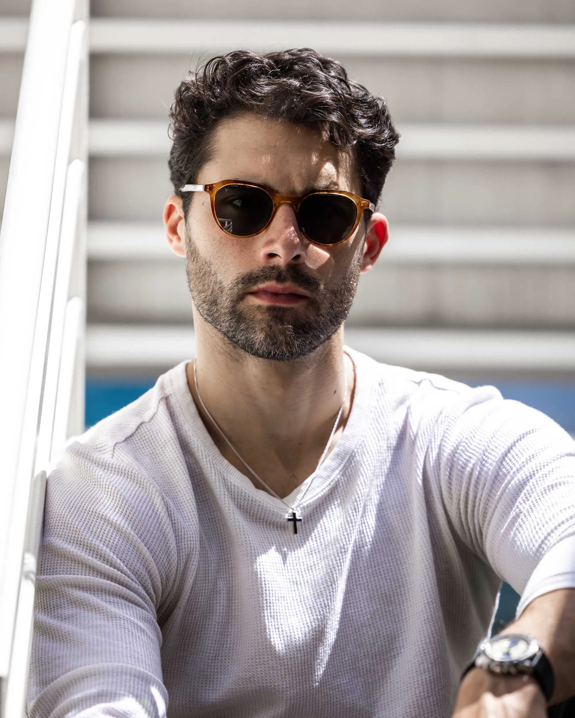 The Aiden Sunglasses - Honey Tort - Image 2