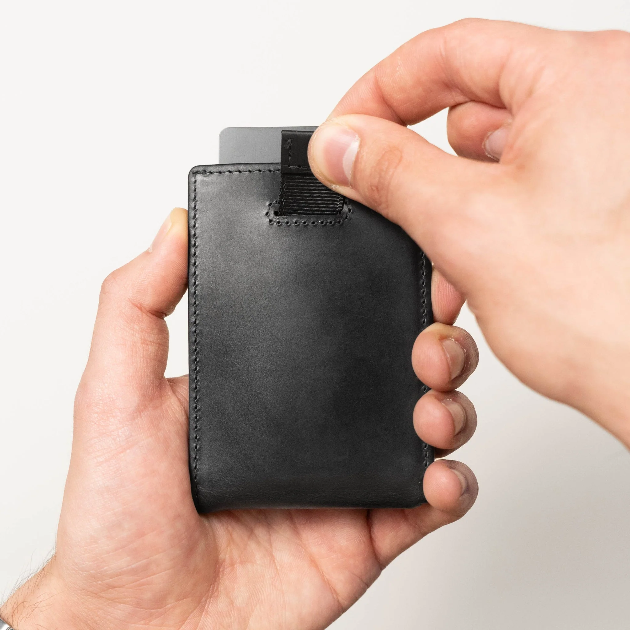 The Apollo – Men's Slim RFID Bifold Wallet - Image 111
