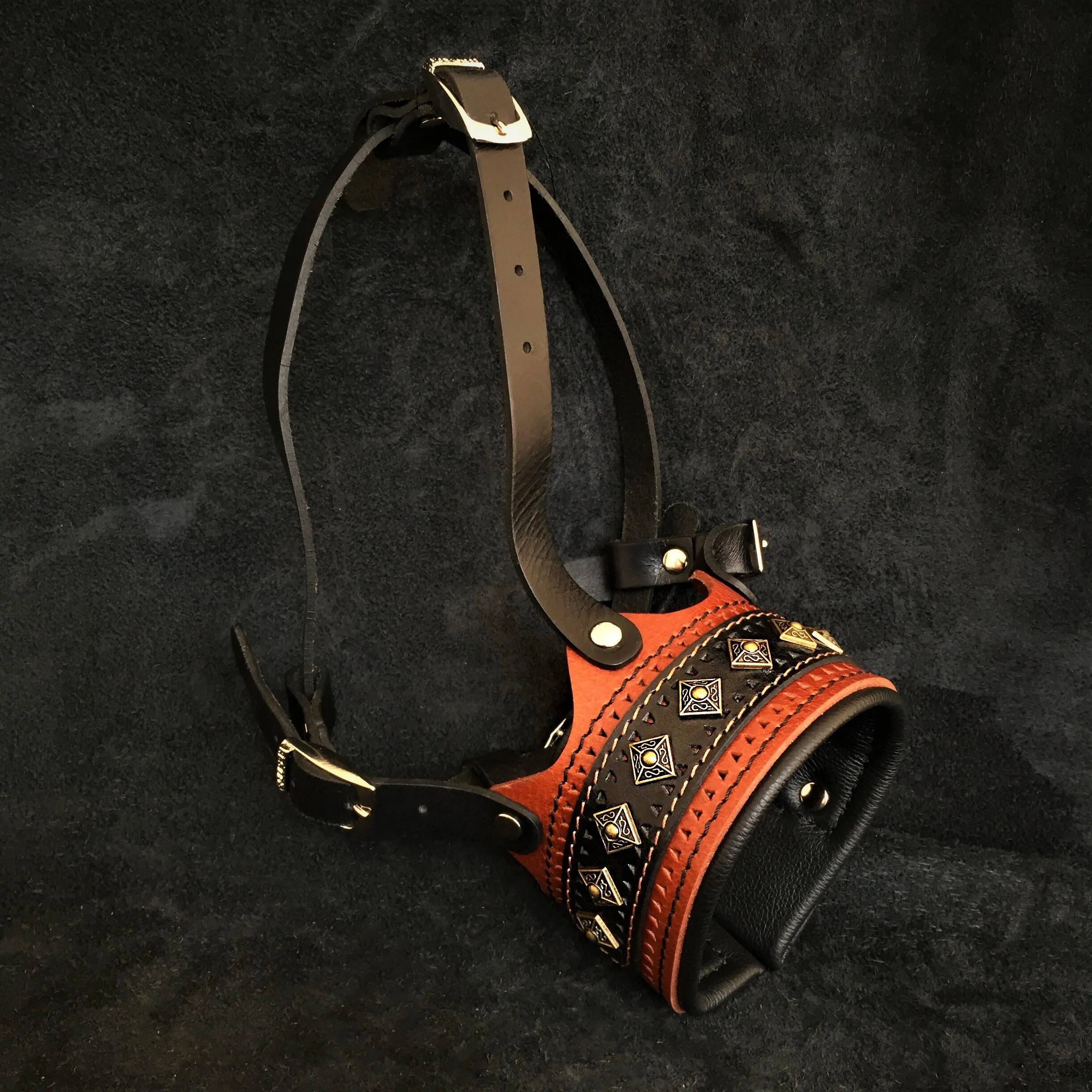 The "Balteus" Leather Dog Muzzle. Brown