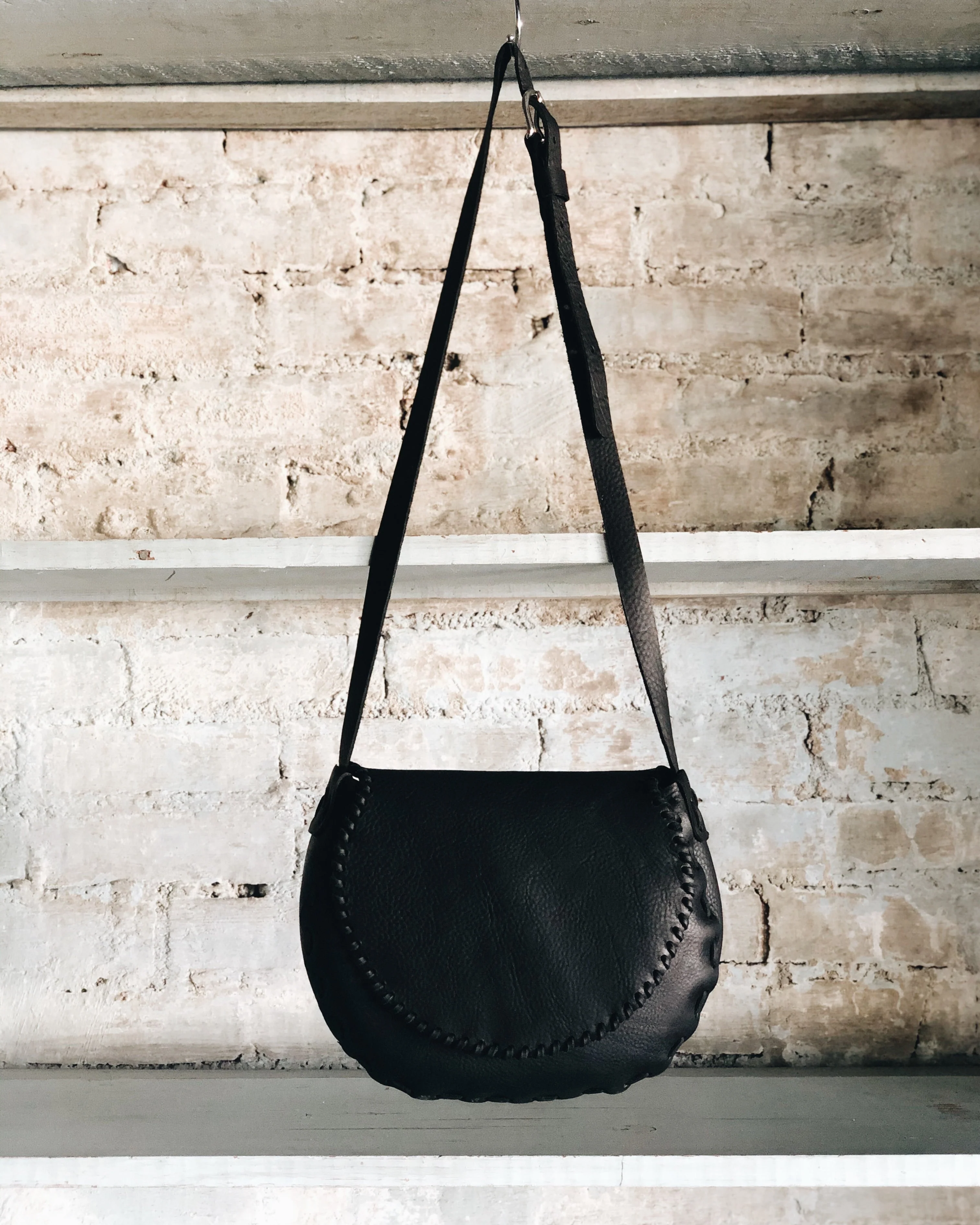 The Black Saddle Bag - Image 3