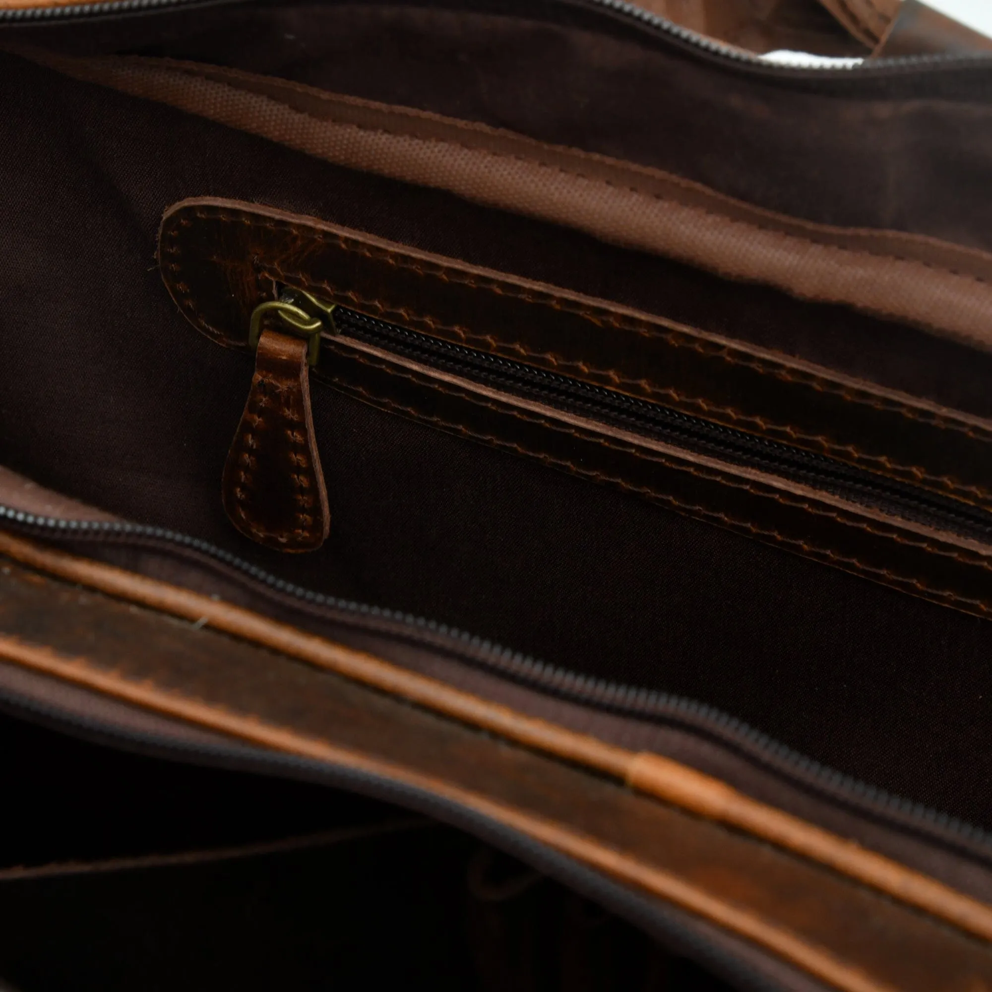 The Brooklyn - Leather Briefcase - Image 14
