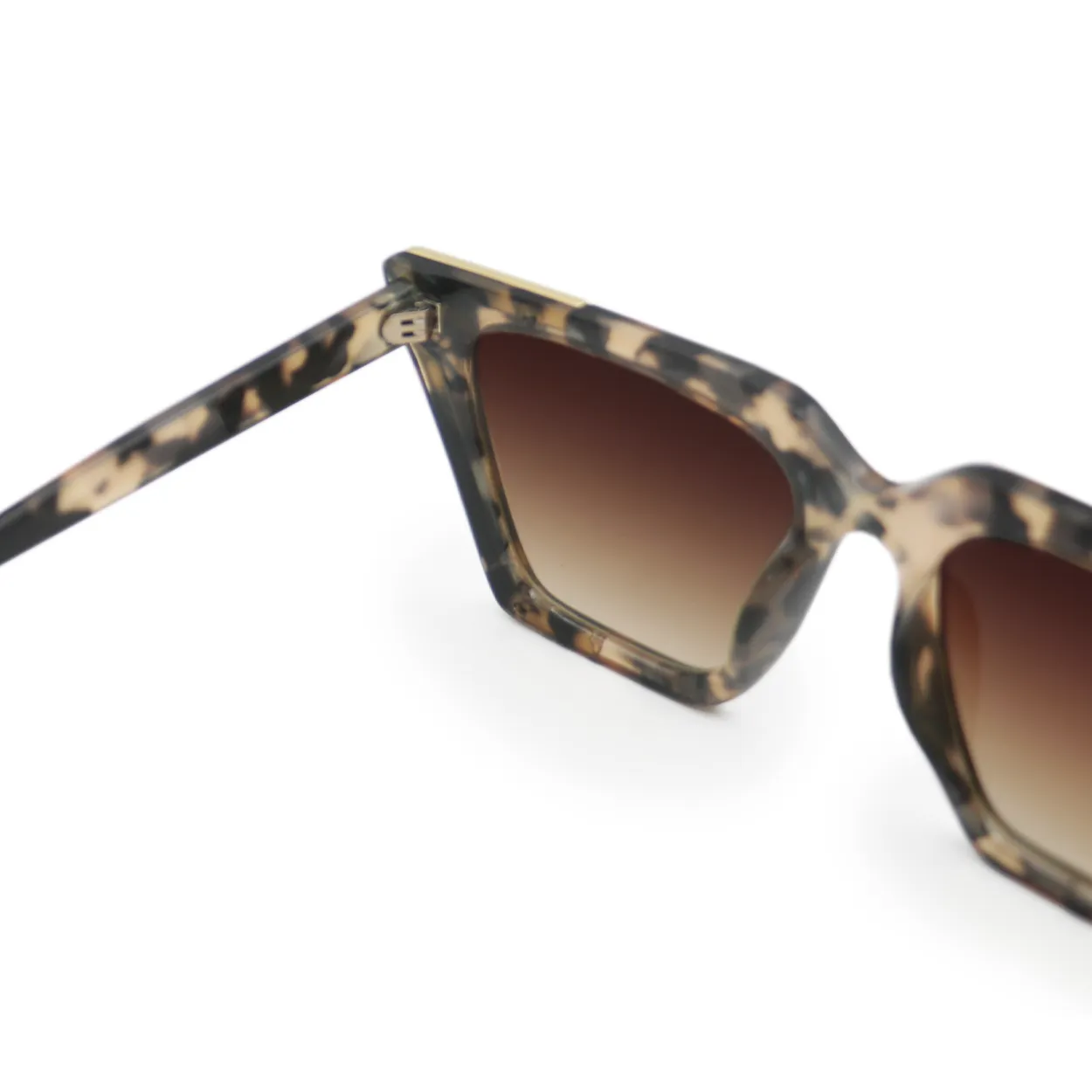 The CEO - Sustainable Tortoise Frame Brown Lens Cateye Sunglasses - Image 6