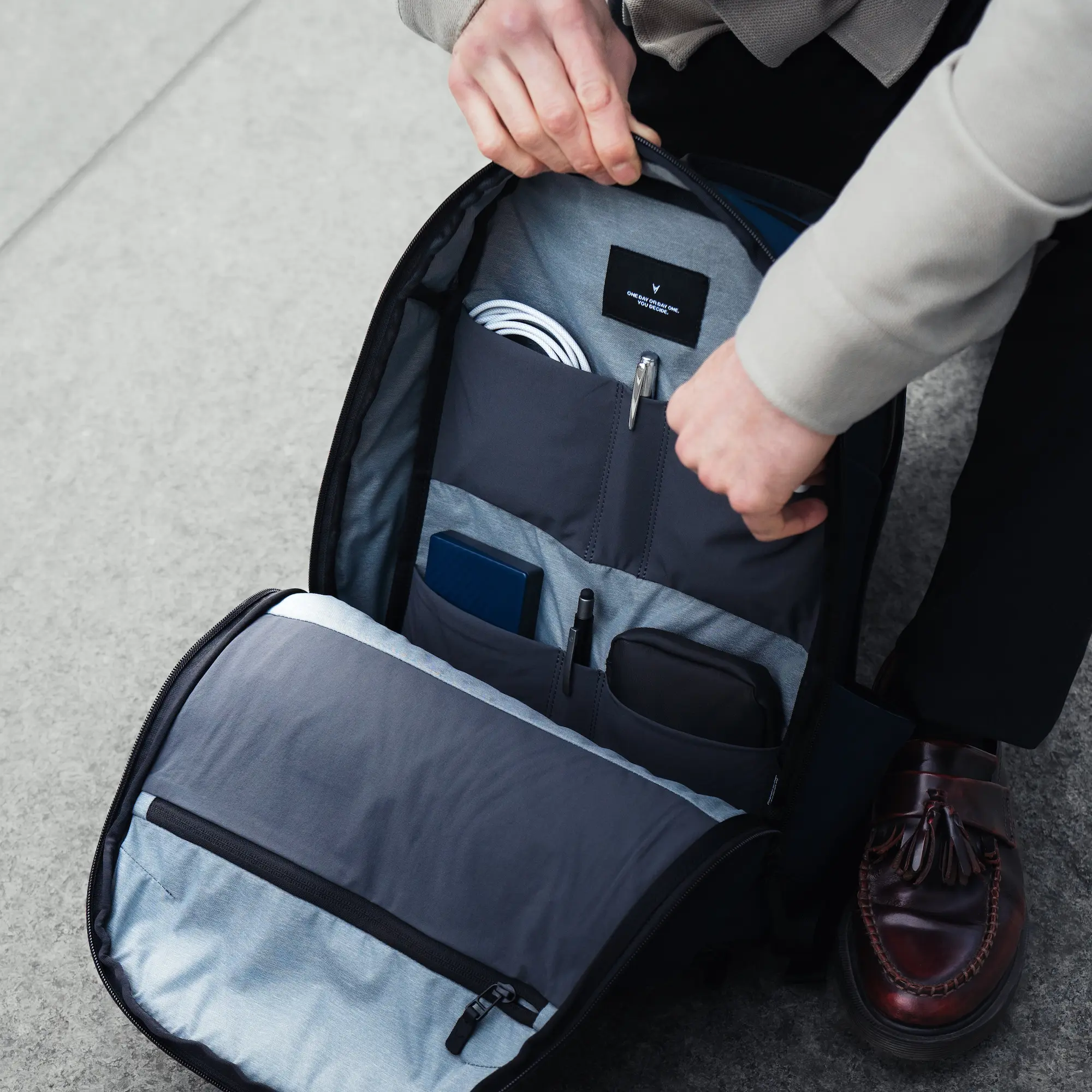 The Commuter Backpack - Midnight Blue - Image 8
