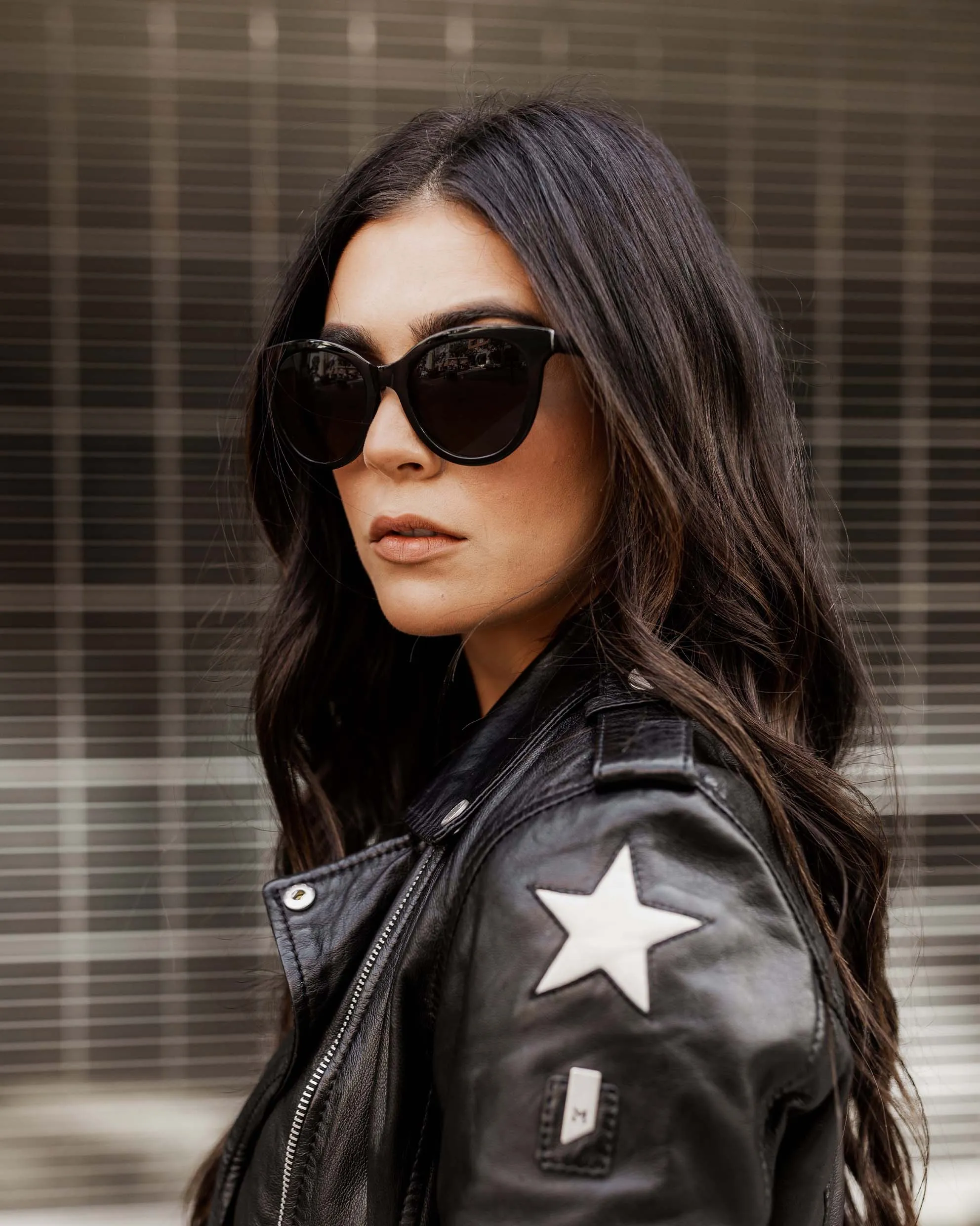 The Demi Sunglasses - Jet Black - Image 3