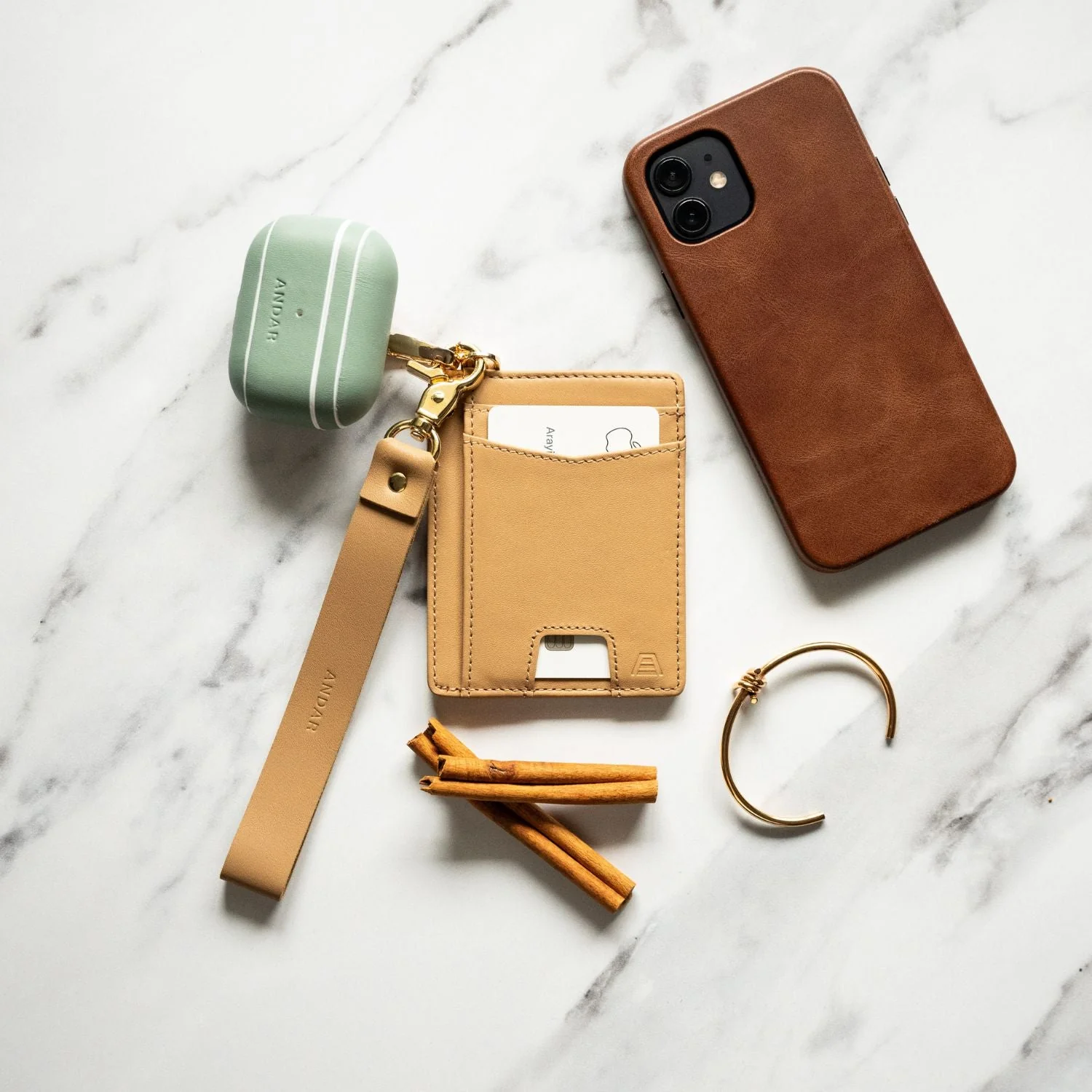 The Denner Slim RFID Leather Wallet - Image 157