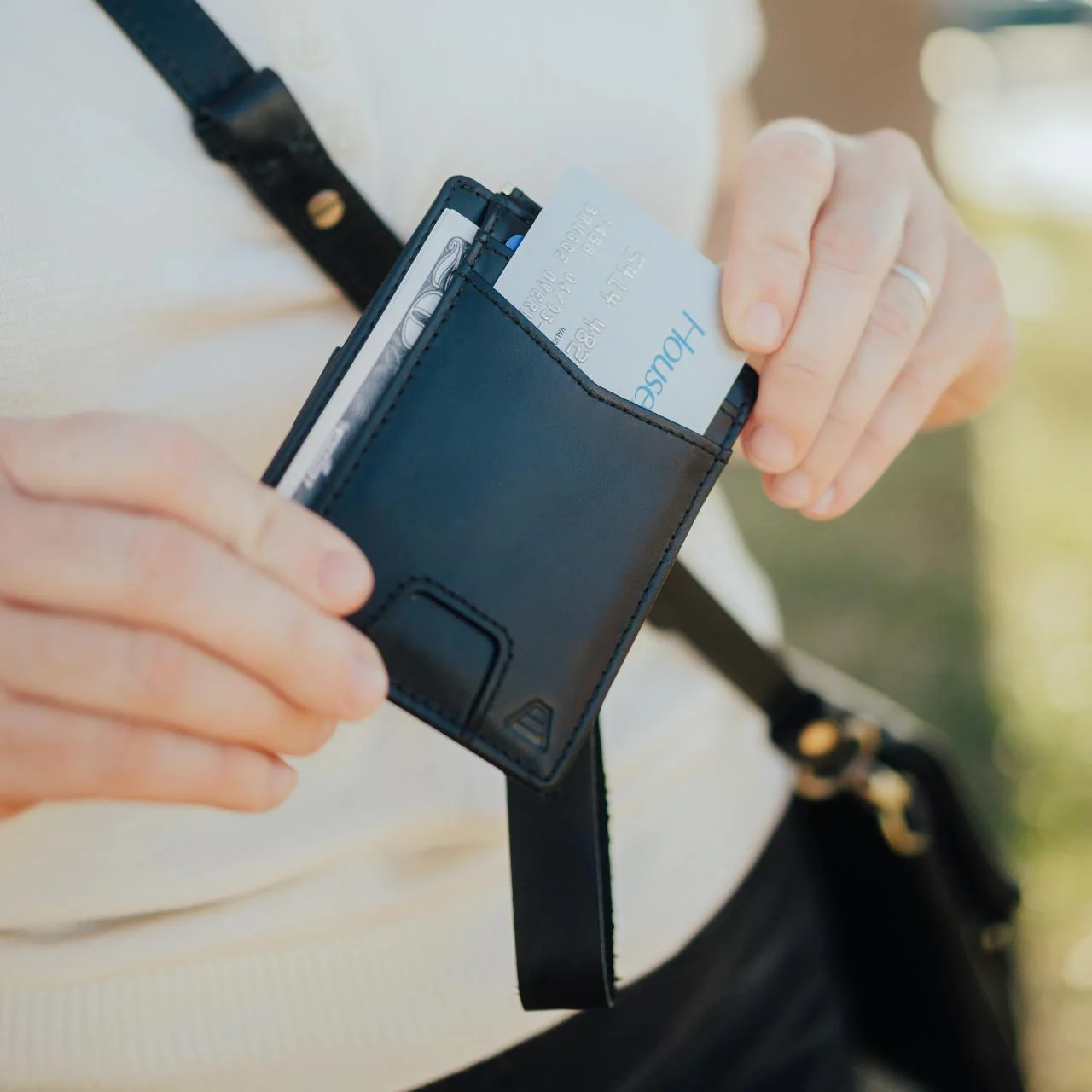 The Denner Slim RFID Leather Wallet - Image 63