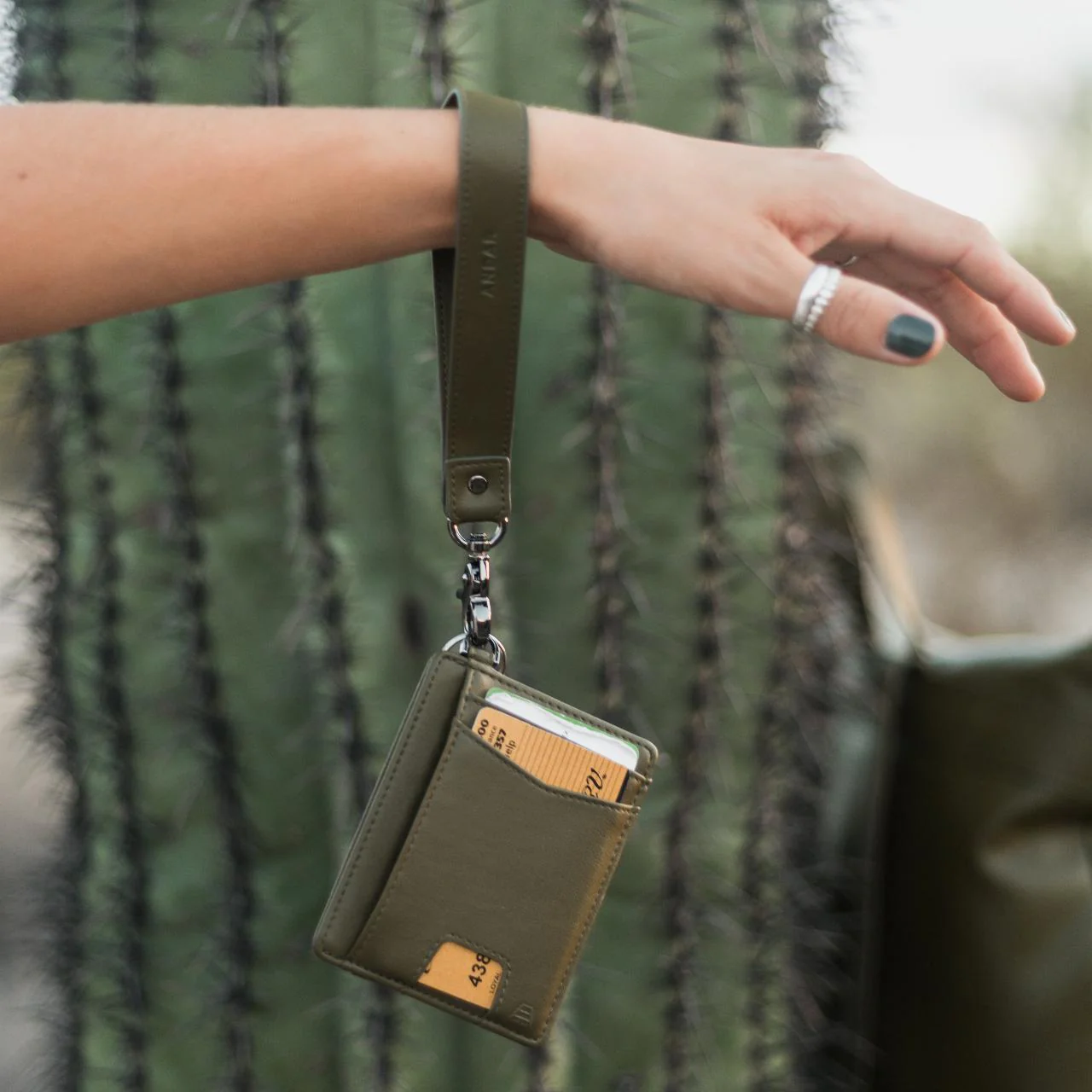 The Denner Slim RFID Leather Wallet - Image 91