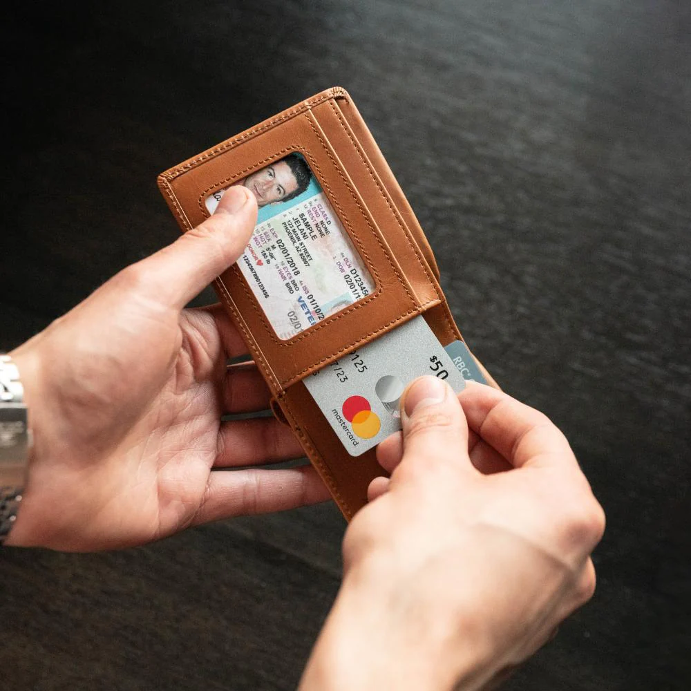The Diplomat – Men's Slim RFID Bifold Wallet - Image 34