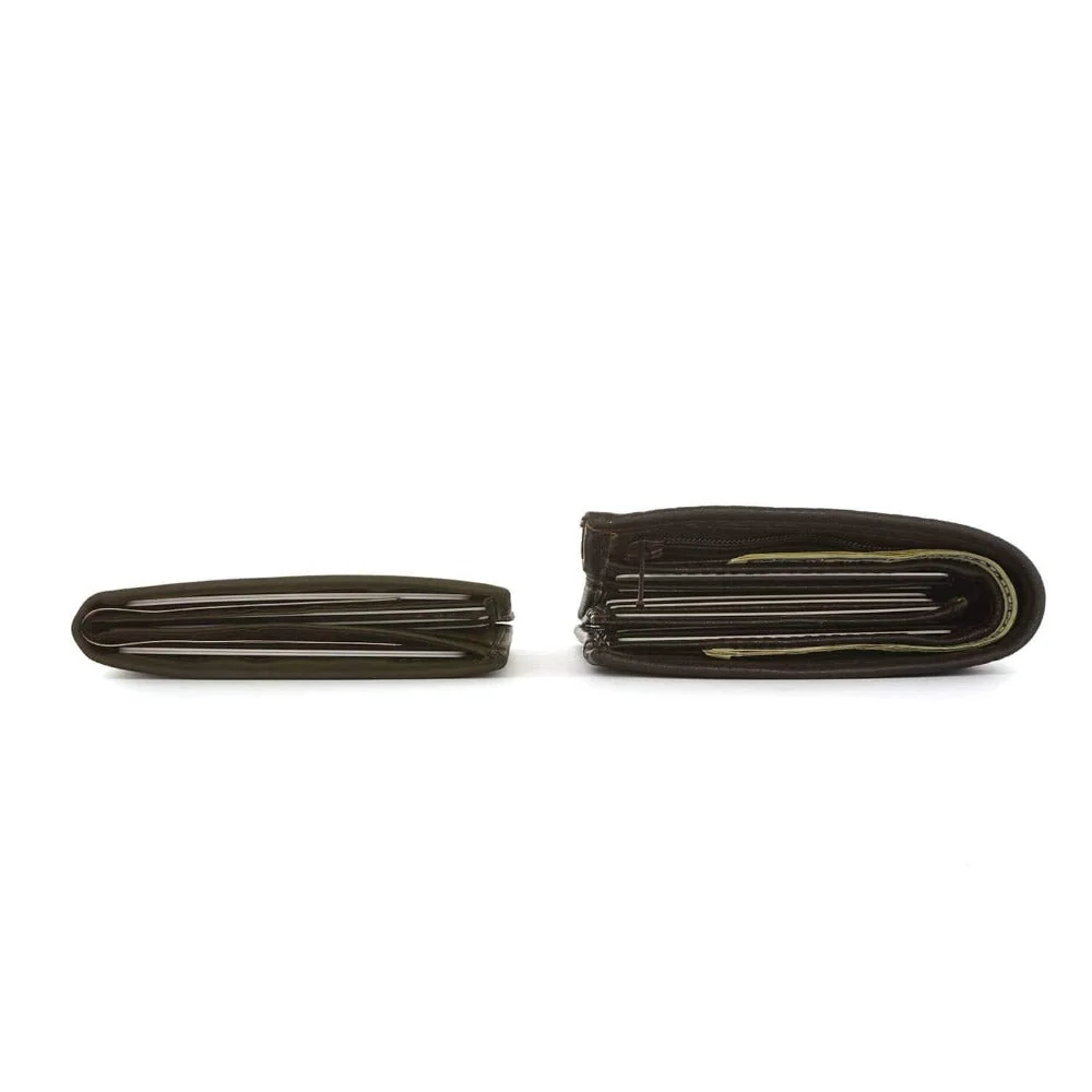 The Diplomat – Men's Slim RFID Bifold Wallet - Image 6