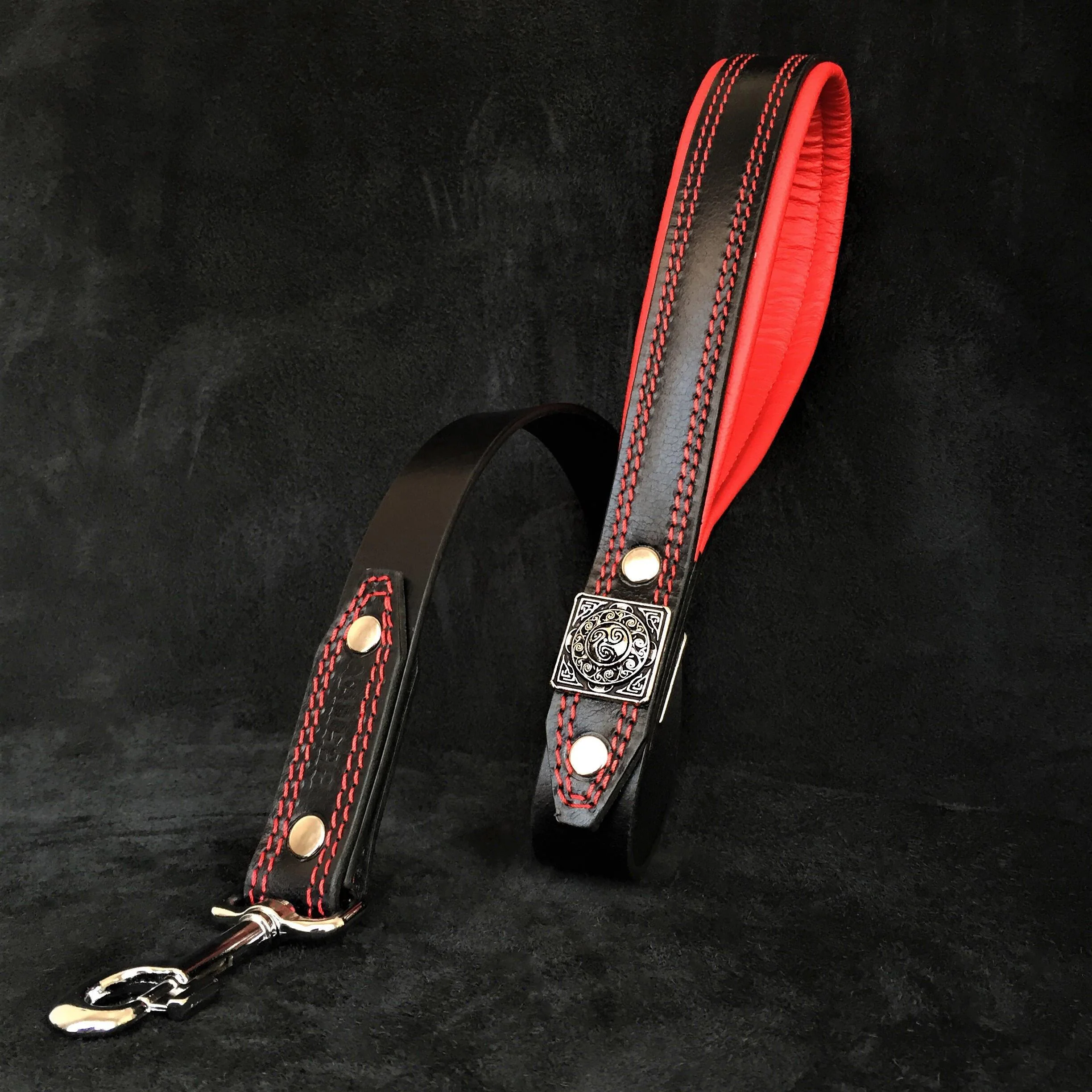 The "Eros" Dog Collar 2.5-inch Wide. Black & Red - Image 11