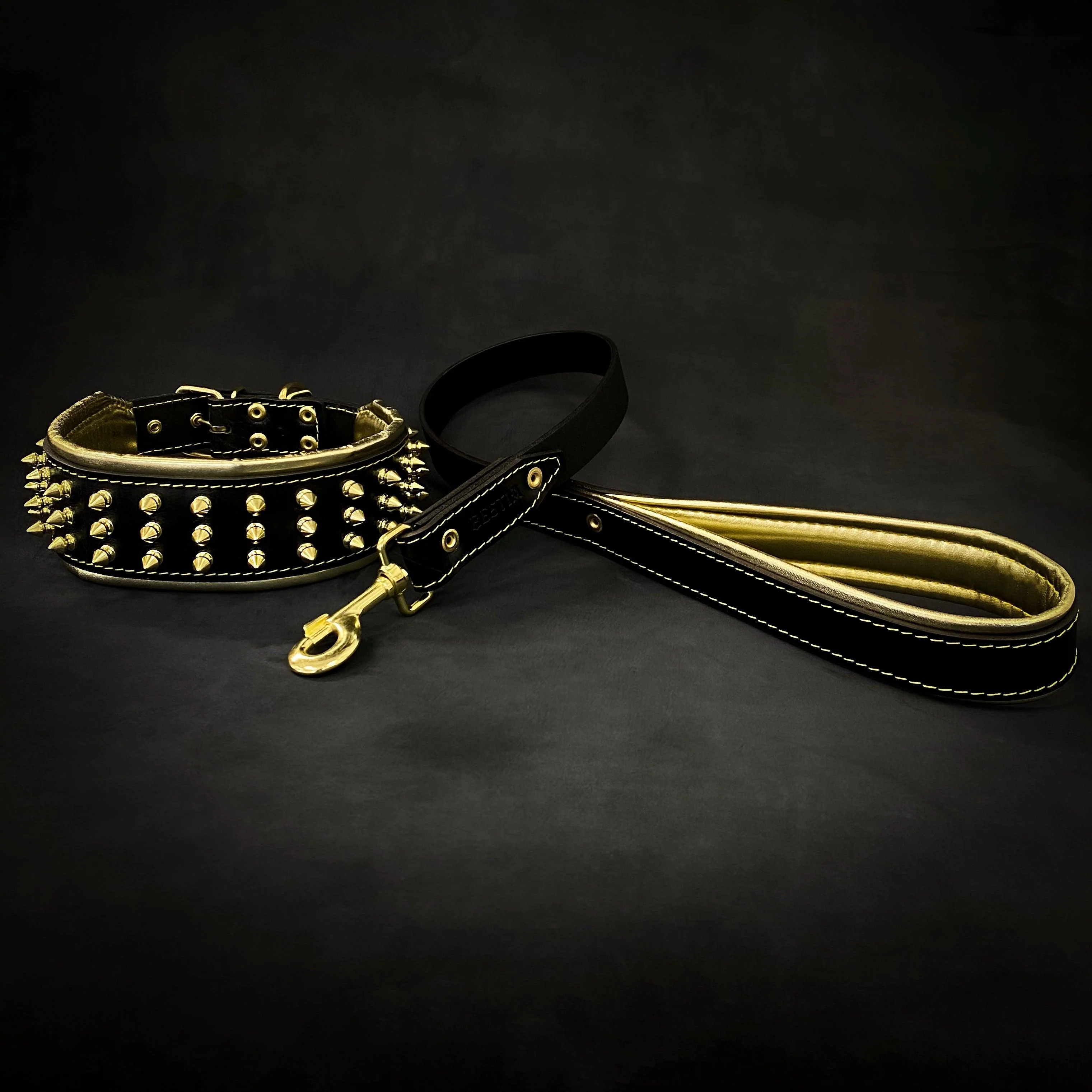 The "Gold Giant" Dog Collar - Image 3