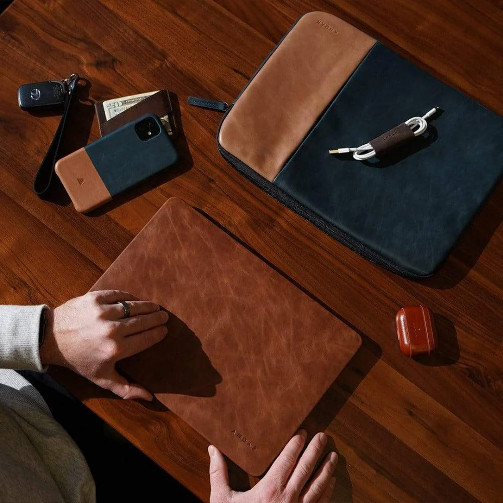 The Helm | Adventure Guide Macbook Air/Pro Cover - Image 15