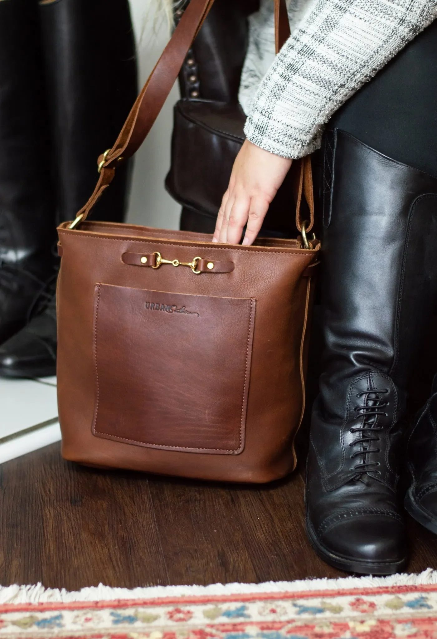 The Lexington Julep Crossbody Bag - Image 9