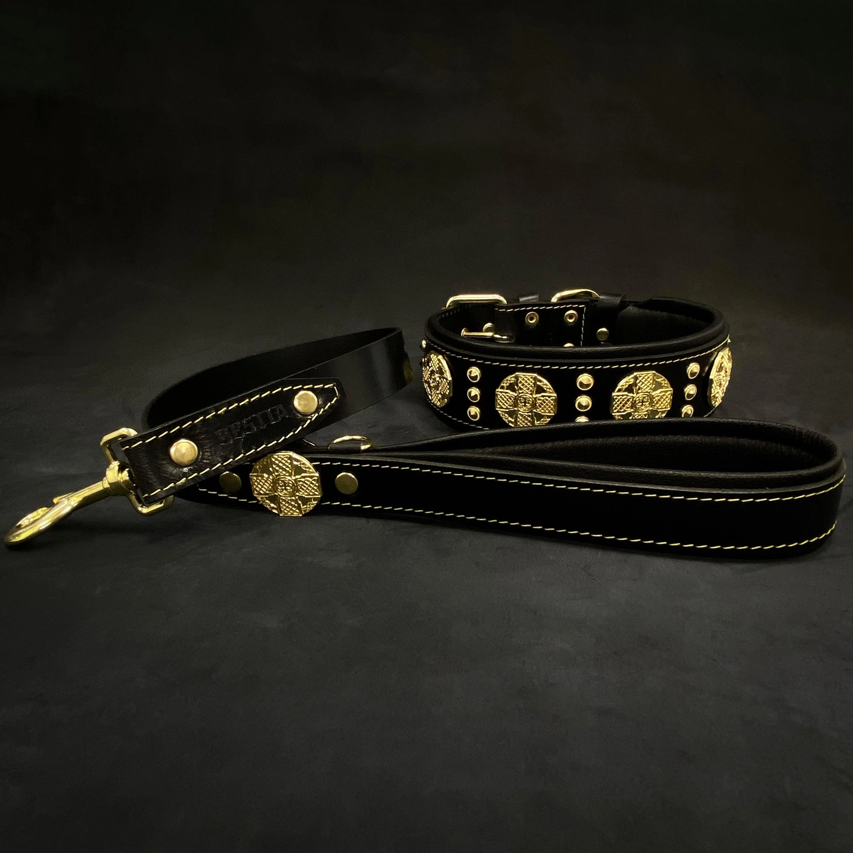 The "Maximus" Dog Collar 2.5-inch Wide. Black & Gold - Image 7
