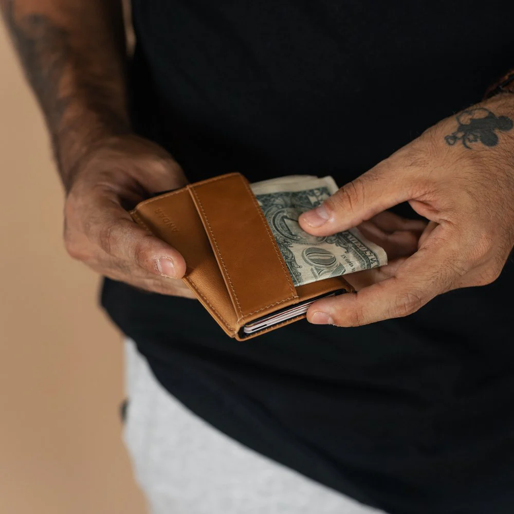 The Pilot – Men's RFID Aluminum Card Wallet - Image 20