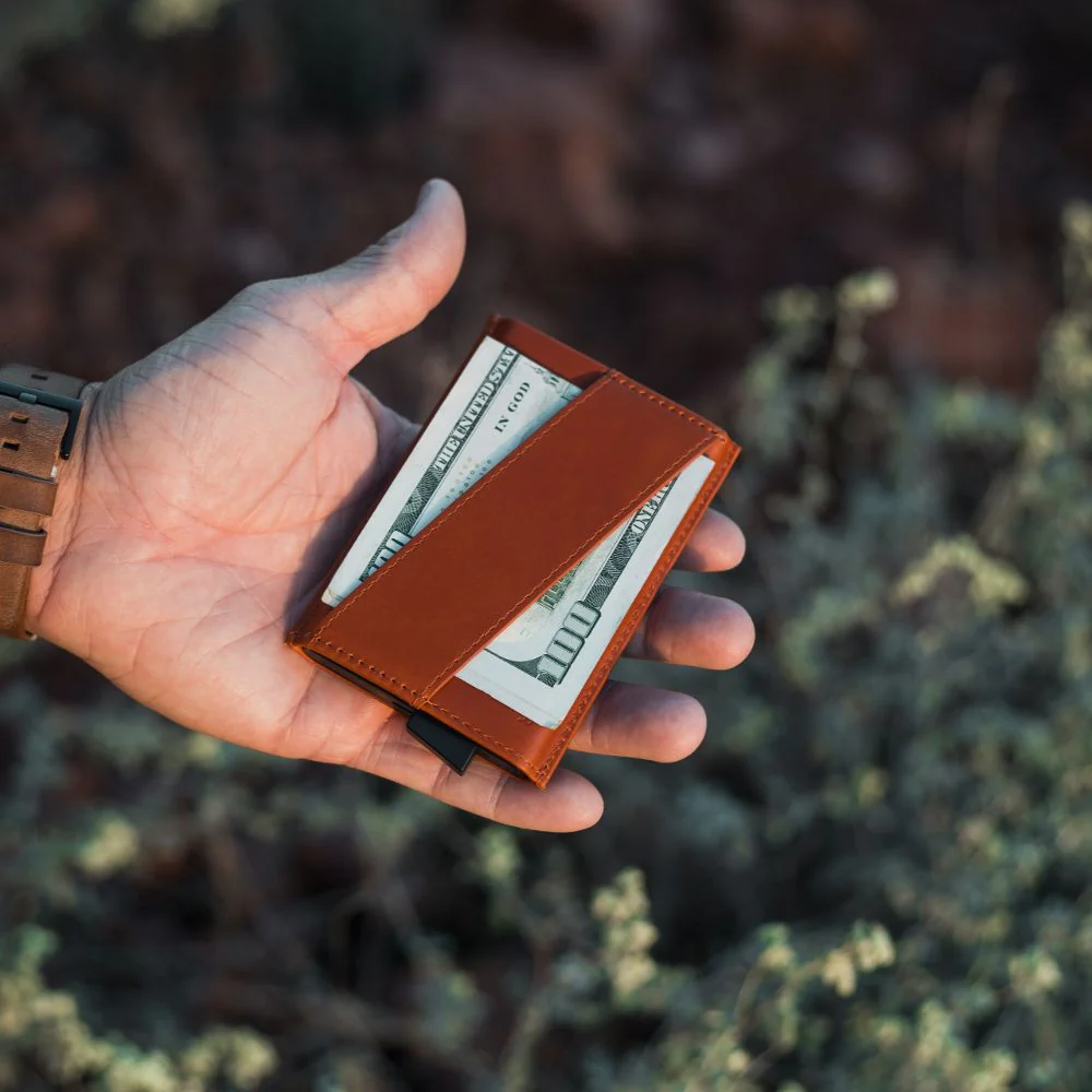 The Pilot – Men's RFID Aluminum Card Wallet - Image 25