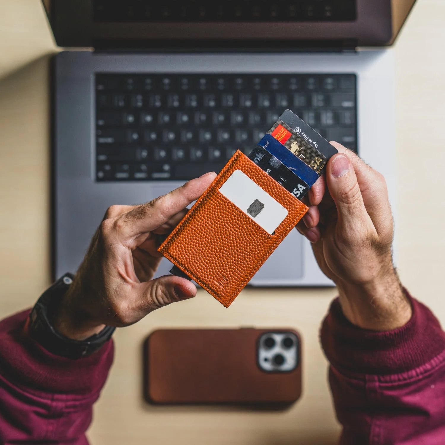 The Pilot – Men's RFID Aluminum Card Wallet - Image 38