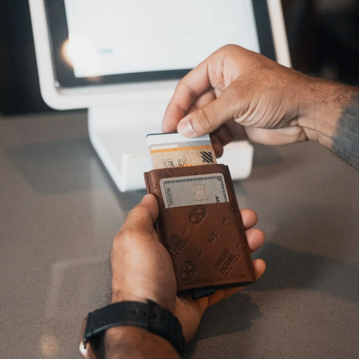 The Pilot – Men's RFID Aluminum Card Wallet - Image 46