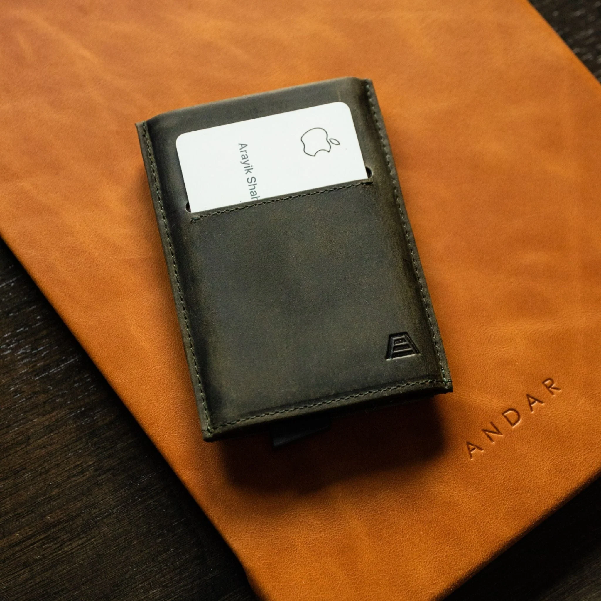 The Pilot – Men's RFID Aluminum Card Wallet - Image 91