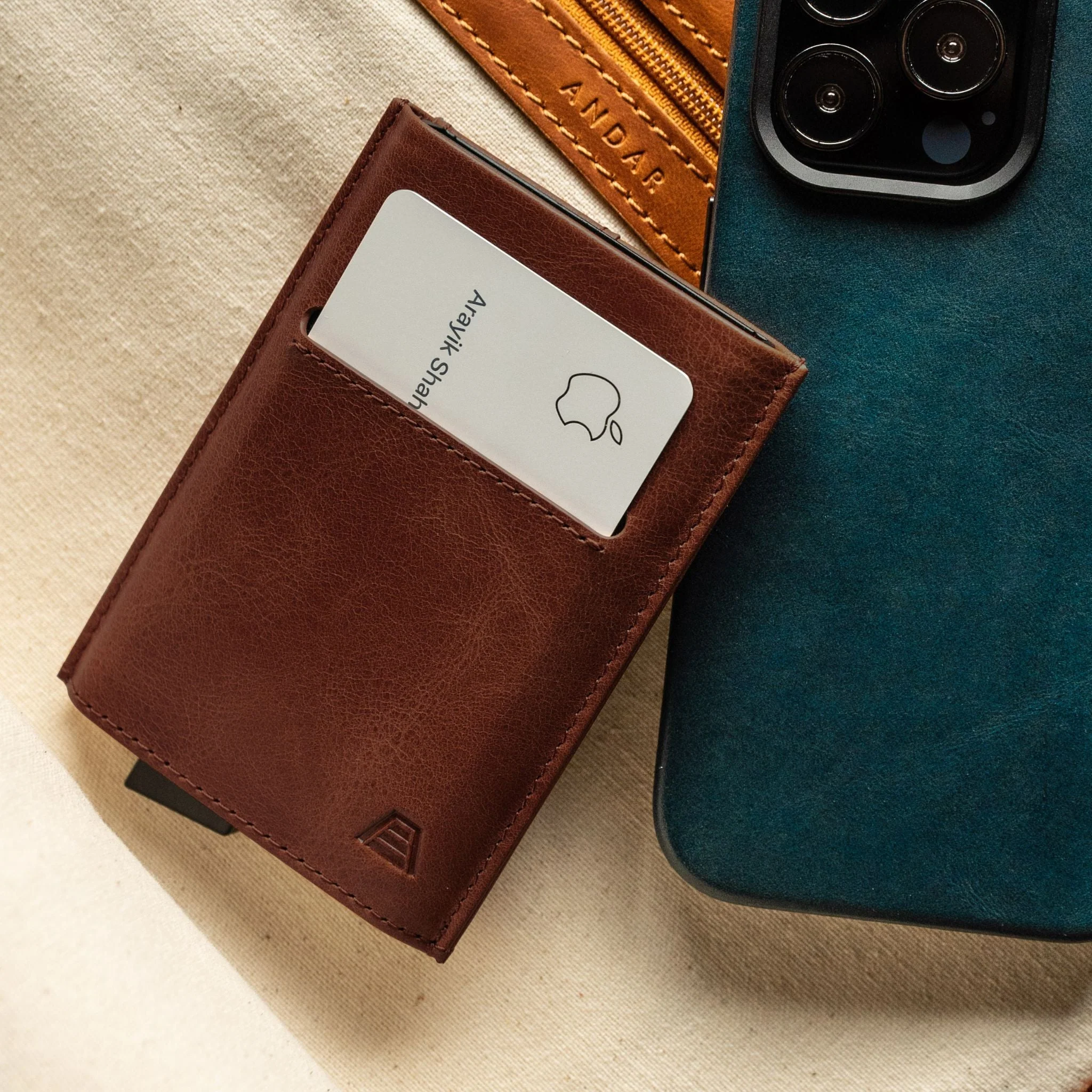 The Pilot – Men's RFID Aluminum Card Wallet - Image 97
