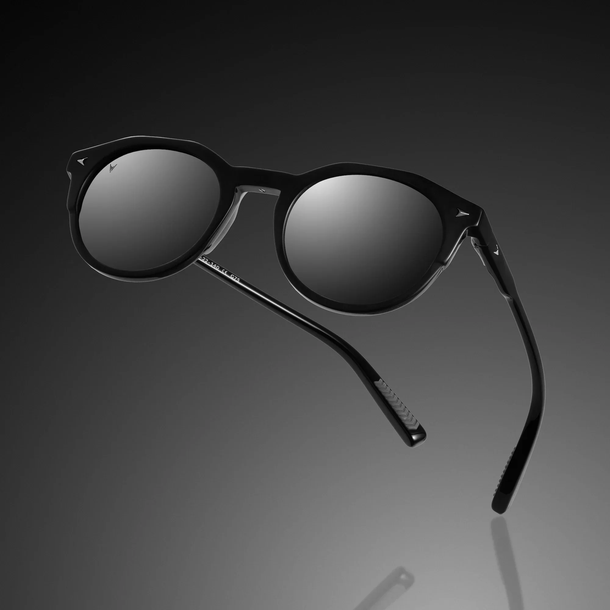 The Quincy Sunglasses - Black Mirror - Image 6