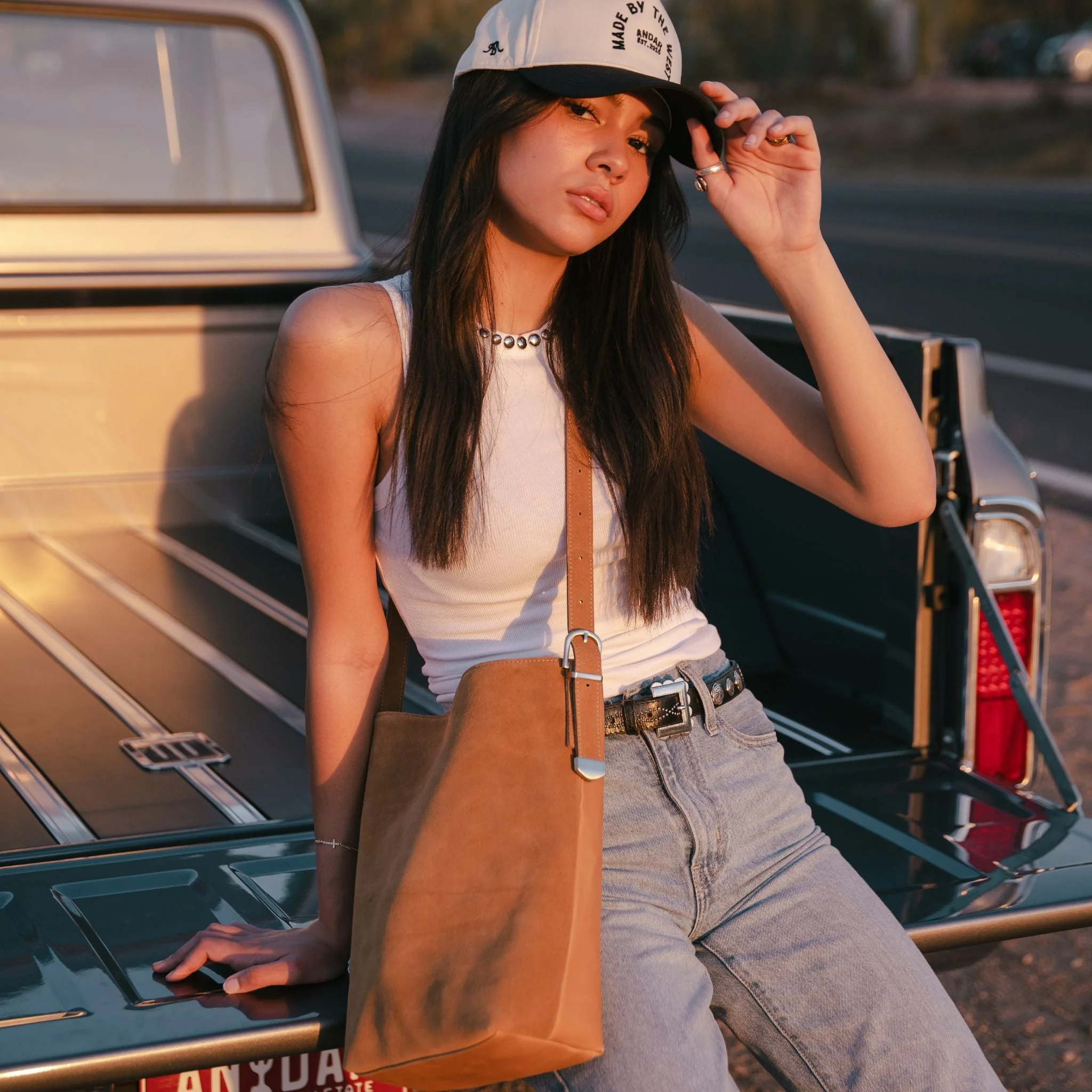 The Sadie | Sleek Leather Crossbody Bag - Image 2