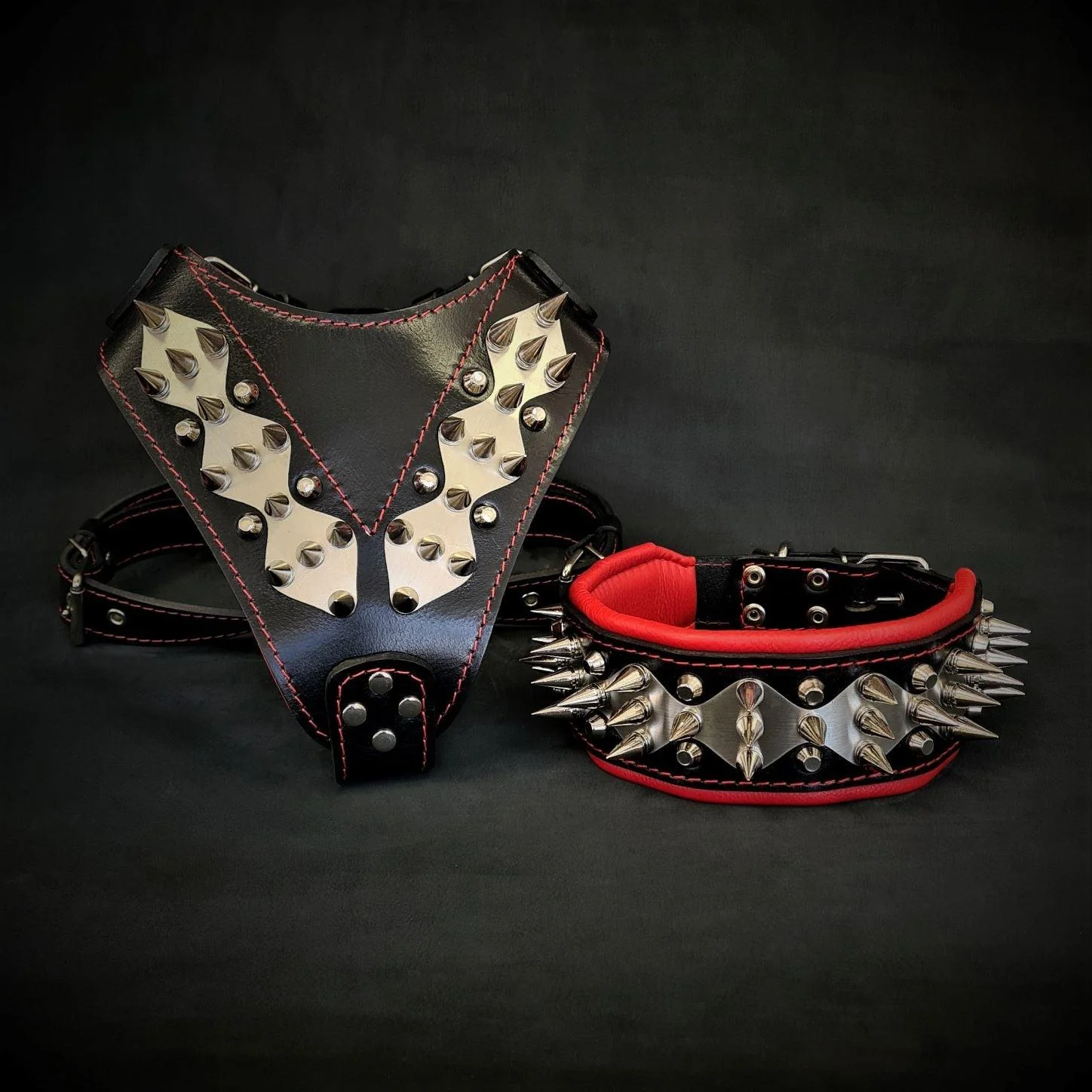 The "Steel" Dog Set