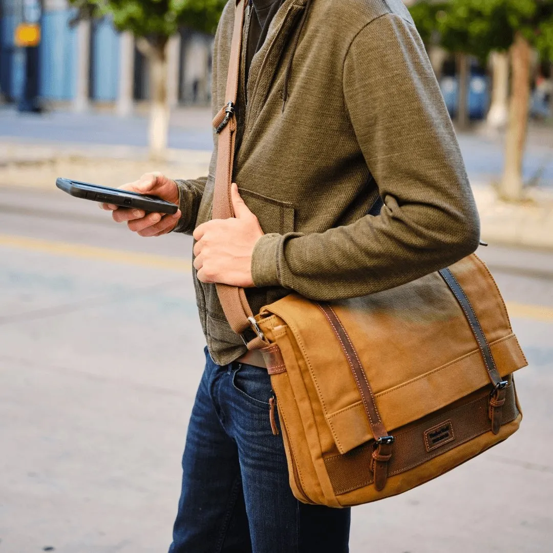 TimberWolf Messenger Bag - Image 2