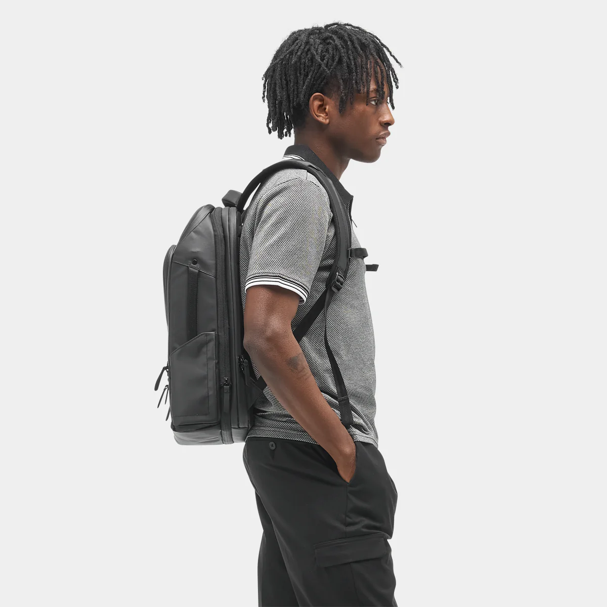 14L/20L Travel Backpack - Image 14